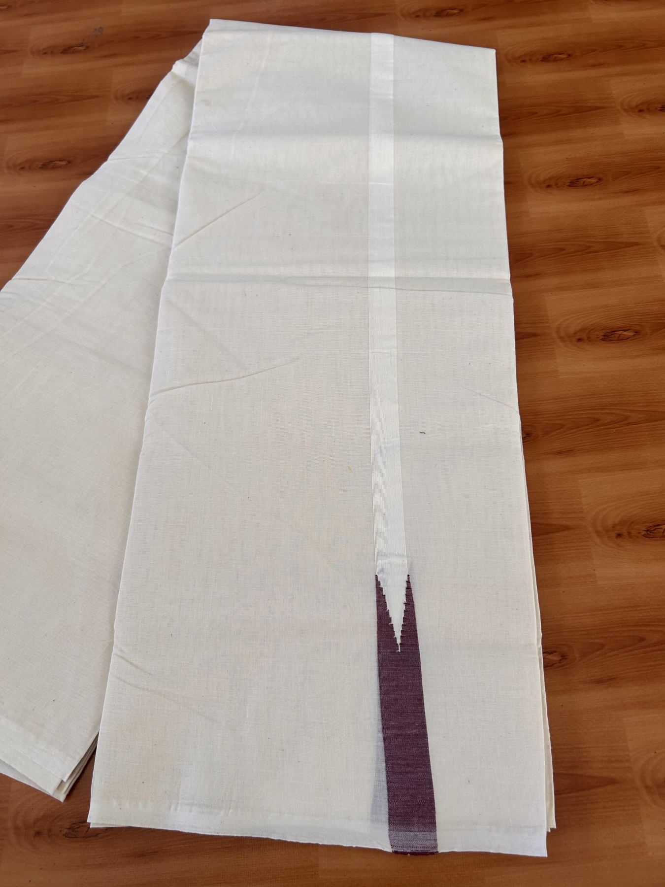 Double Off white Mundu/Dhoti - 20% Discount! KaithariKada Balaramapuram - 100% Cotton  100x100 - 0.75 inch Maroon shaded Chutty Kara - 4 mtr (8.5 muzham) - 4 KK5431 ASH