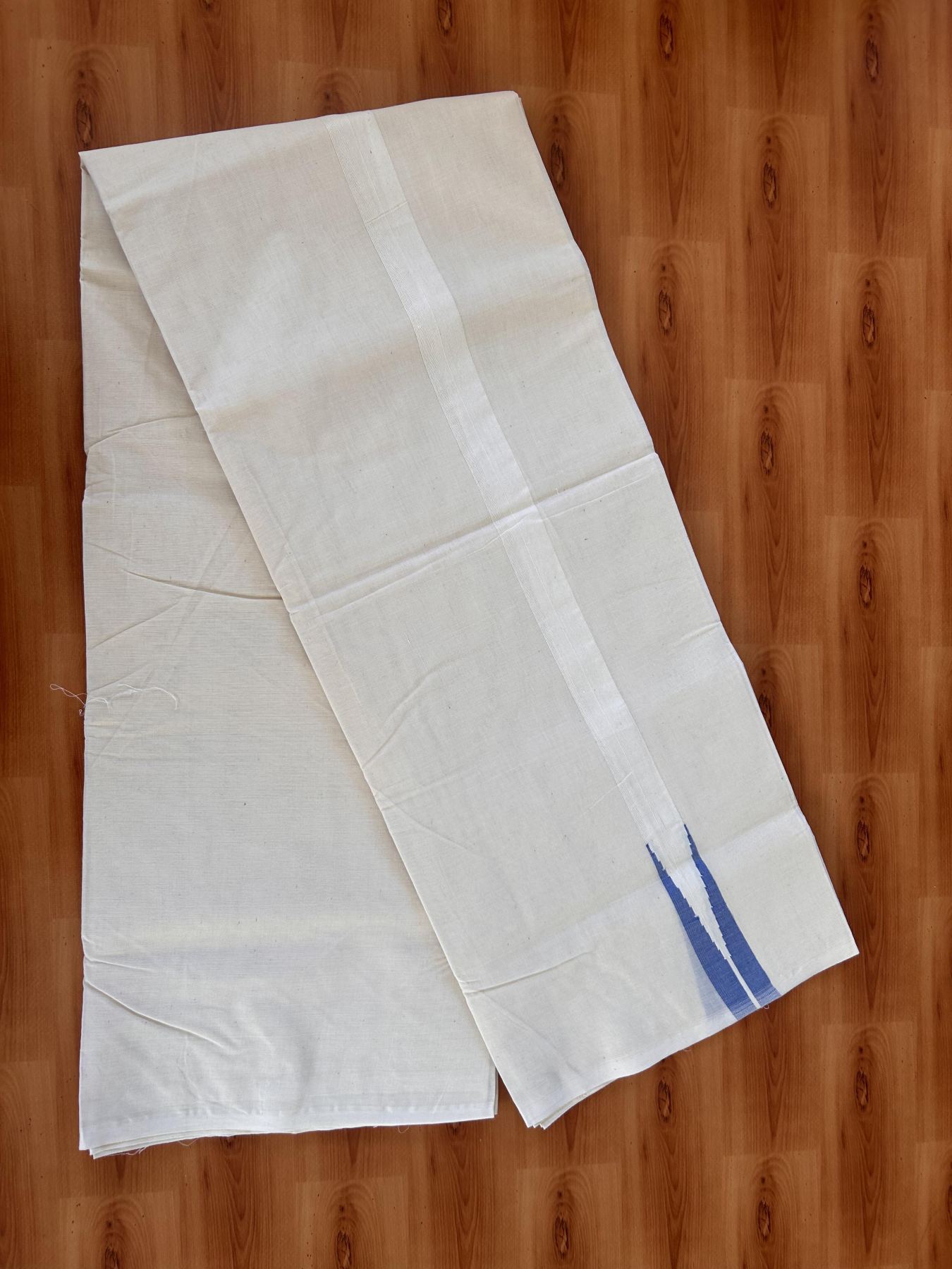 Double Off white Mundu/Dhoti - 20% Discount! KaithariKada Balaramapuram - 100% Cotton  100x100 - 0.75 inch Light Blue shaded Chutty Kara - 4 mtr (8.5 muzham) - 6 KK5431 ASH