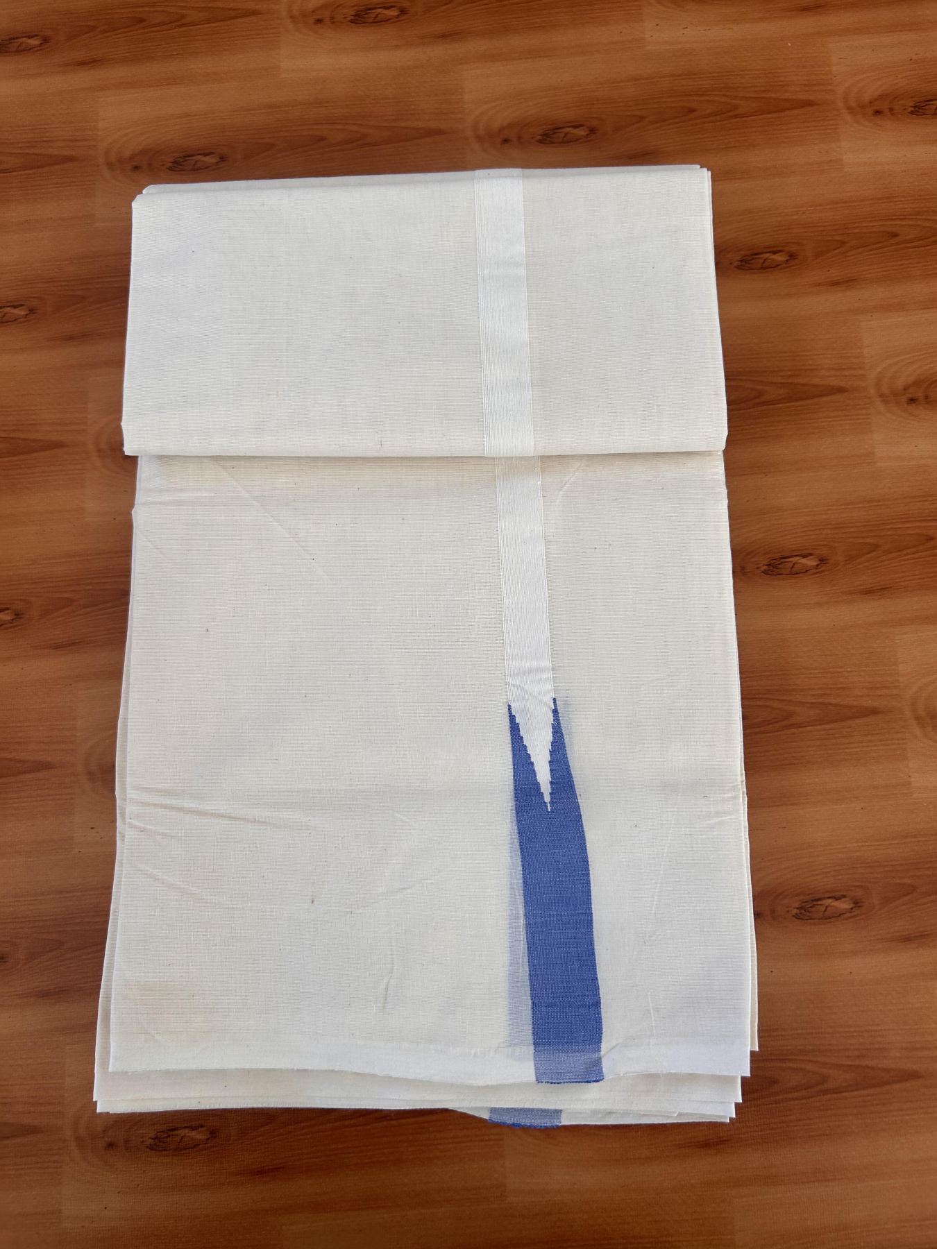 Double Off white Mundu/Dhoti - 20% Discount! KaithariKada Balaramapuram - 100% Cotton  100x100 - 0.75 inch Light Blue shaded Chutty Kara - 4 mtr (8.5 muzham) - 7 KK5431 ASH