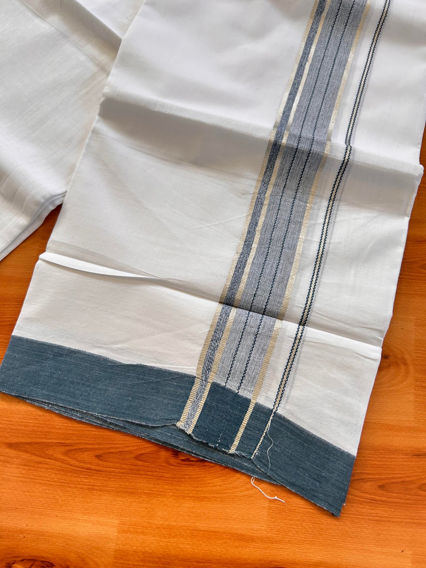 Double Pure White Mundu/Dhoti -20% Discount !! KaithariKada Balaramapuram 100% Cotton - 100X80 - 1.5 Inch Silver Kasav & Peacock Blue Shaded Striped Kara - 3.90 mtr ( 8 muzham) - 2 KK5432 PMC