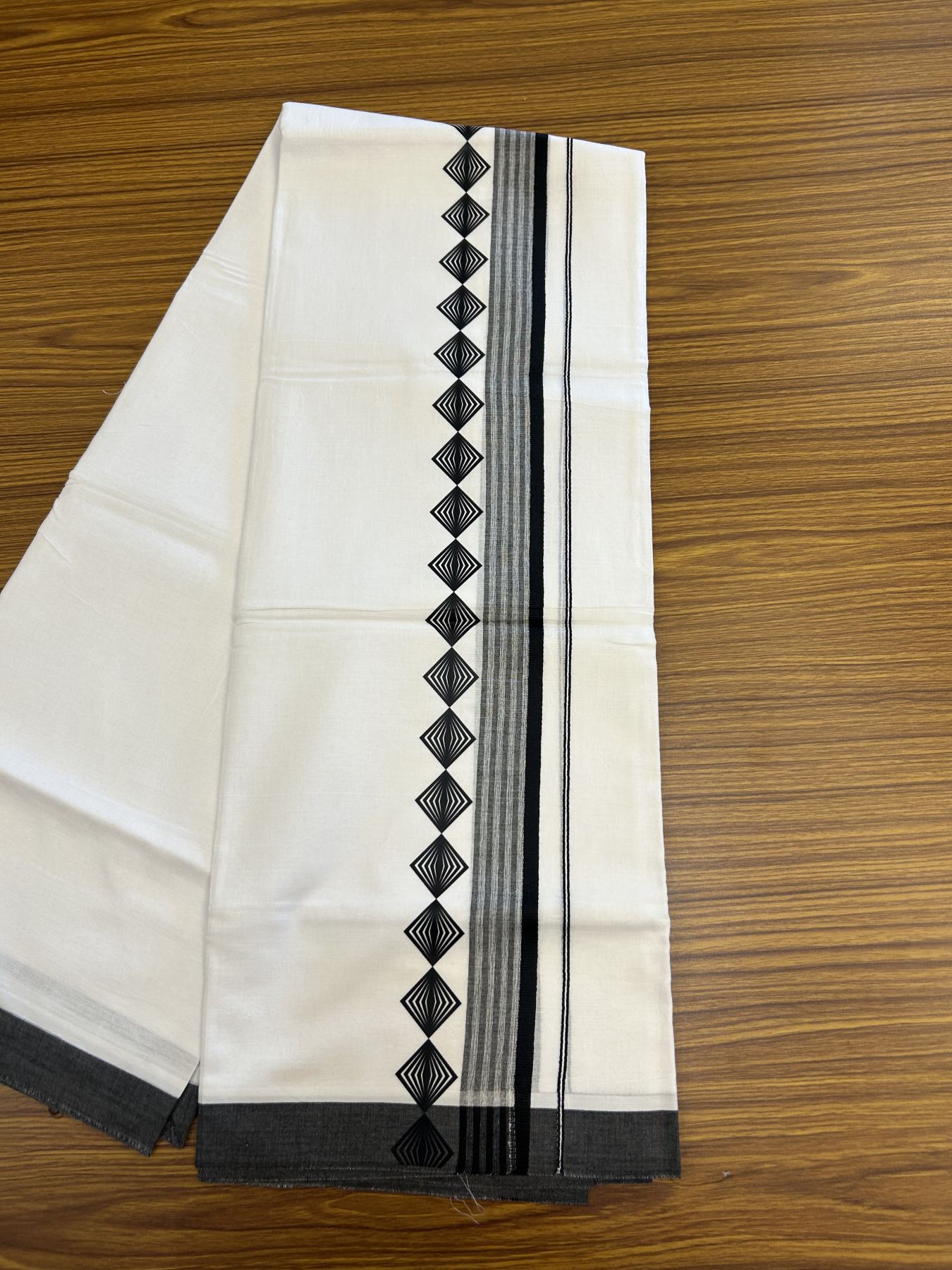 20% Discount ! KaithariKada Balaramapuram Cotton Double Pure white Mundu/Dhoti- 80s - 2.5 inch Black Printed Shade Stripes Design Kara - 3.65 mtr (8 muzham) - 4 KK5329 GAN