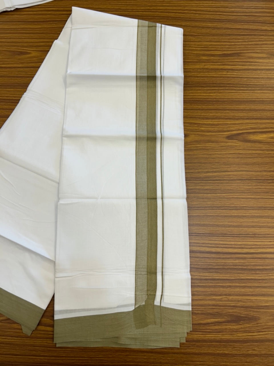 20% Discount ! Kaitharikada Balaramapuram 100% Cotton PURE WHITE Double Mundu/Dothi - 100x80 - 1.5 inch Light Olive Green Shaded Design Kara 3.90 mtr (8 muzham) - 32 KK5294 THI