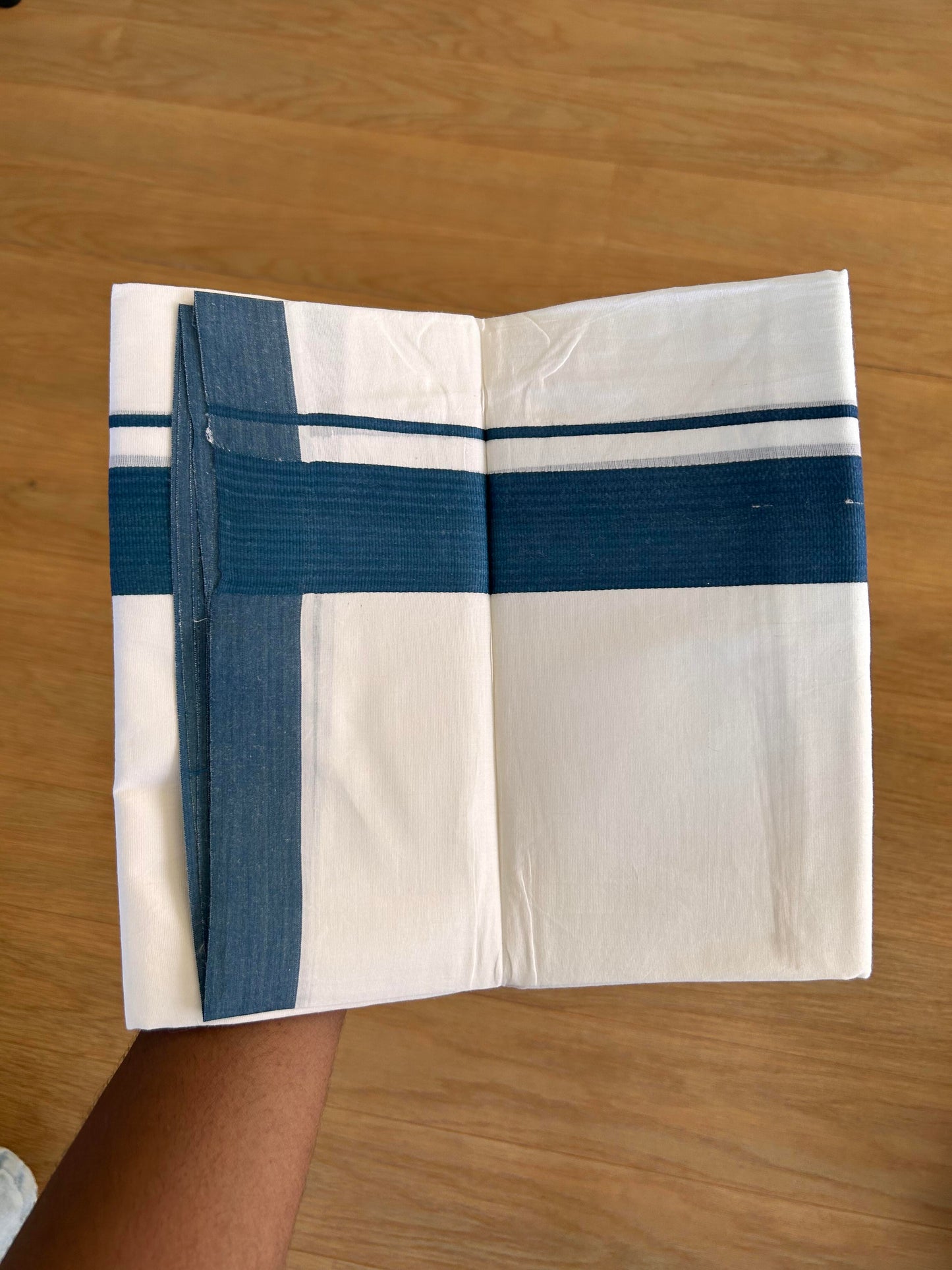 Double Pure White Mundu/Dhoti - 20% Discount!!! KaithariKada Balaramapuram 100% Cotton - 100X80 - 1.75 Inch Peacock Blue kara - 3.90 Mtr (8 Muzham) - 53 KK5432 PMC