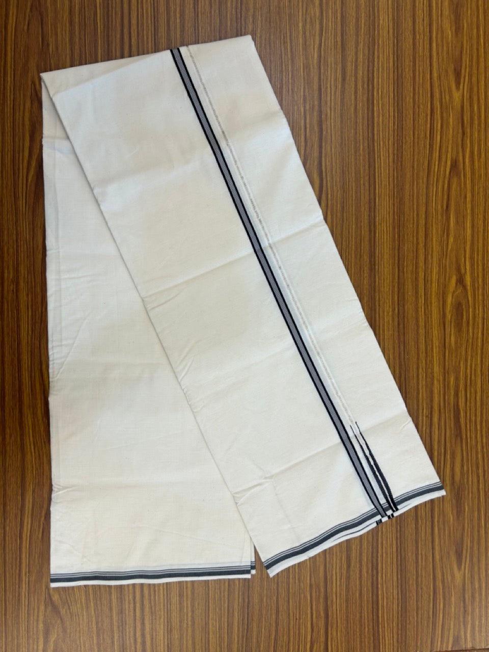 20% Discount ! KaithariKada Balaramapuram 100% Cotton Single Off White (Unbleached) Mundu/Dhoti-Twisted 100s Thread- 1 cm Puliyilakkara Silver Kasavu & Black Striped Chutty Kara  (2 meter / 4 muzham)- 10 KK5257 ASH