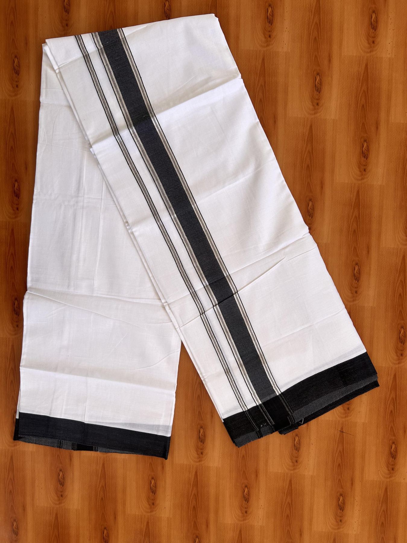 Pure White Double Mundu/Dothi - 20% Discount!! Kaitharikada Balaramapuram Pure Cotton -100x80 - 1.5 inch Silver Kasav & Navy Blue Striped Kara - 3.90 m (8 muzham) - 6 KK5433 VAS