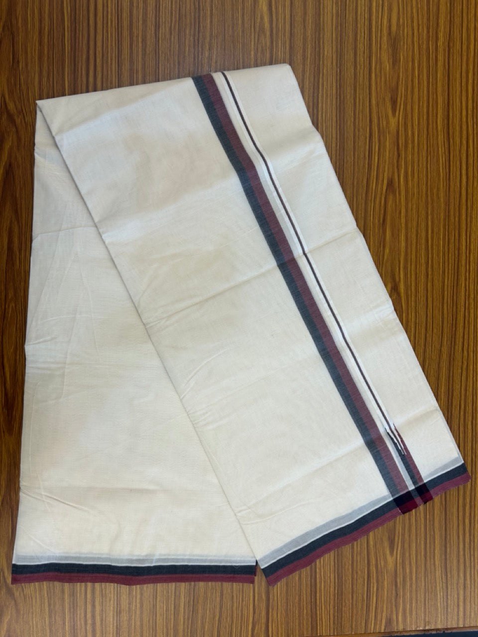 DMK Veshti - 20% DISCOUNT! KaithariKada 100% Cotton off white Double - (Unbleached) Mundu/Dhoti - 100X100 - 1 inch Puliyilakkara Black & Maroon Chutty kara - 5 mtr (10.71 muzham) - 19 KK5257 ASH