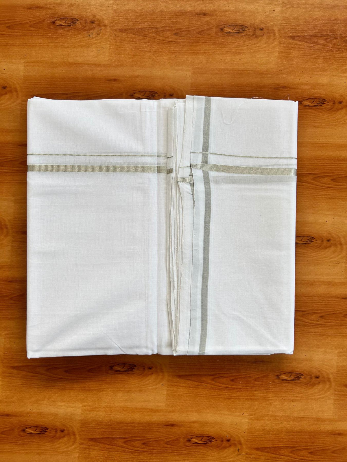 Double Pure White 25% Discount ! KaithariKada Handloom Unakkupaav  - Kerala Handloom - 100% Pure Cotton - 100X90 - 0.5 cm Silver Kasav Kara 3.90 mtr (8.36 Muzham) - 1 KK5496 YAR