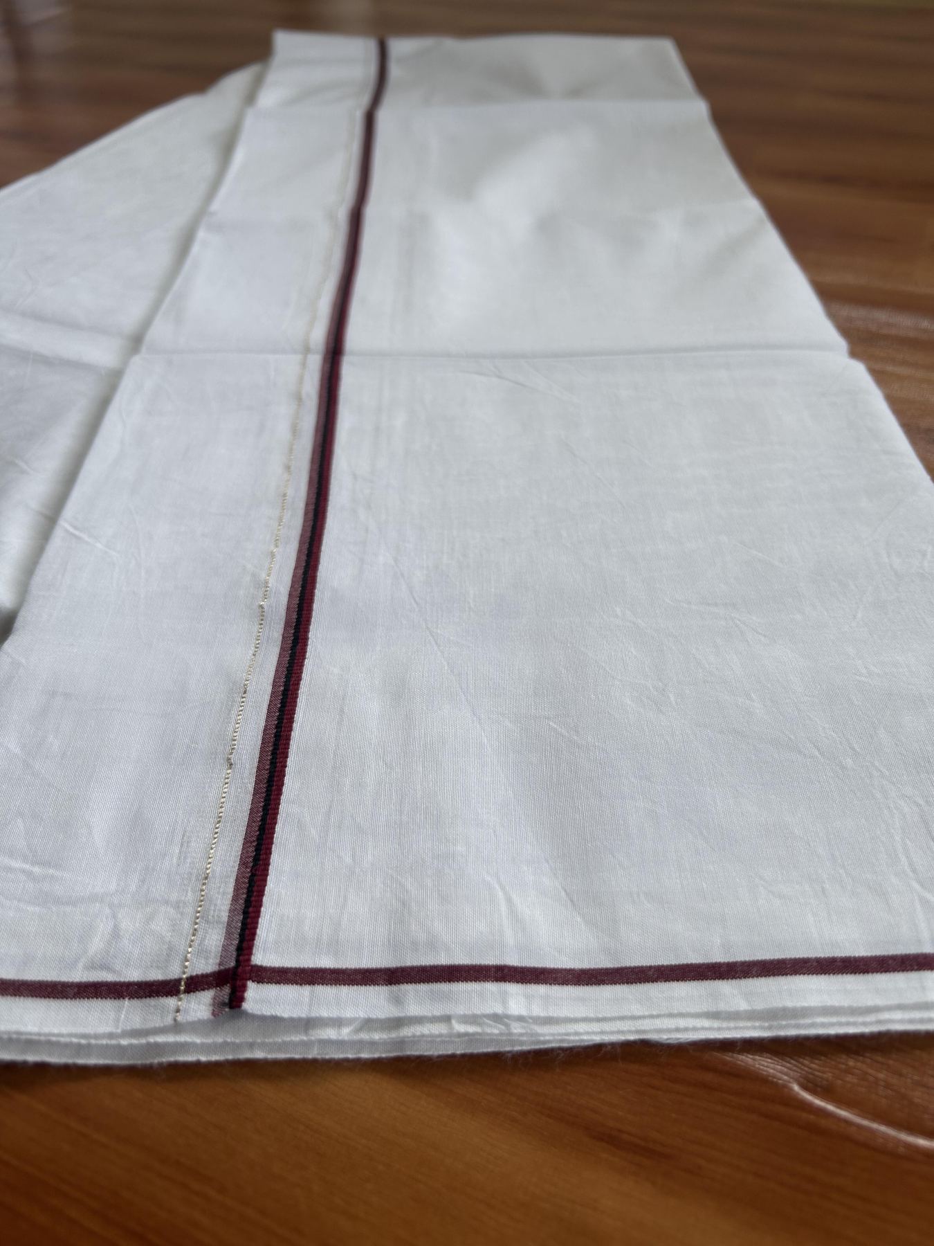 Single Mundu/Dhoti  - Pure White - 29% Discount !! KaithariKada Balaramapuram 100% Cotton - Twisted 60s Thread - 0.5 Cm Silver Kasav & Black & Light Maroon Shaded Striped Kara (2 meter / 4 muzham) - 65 KK5393 GL