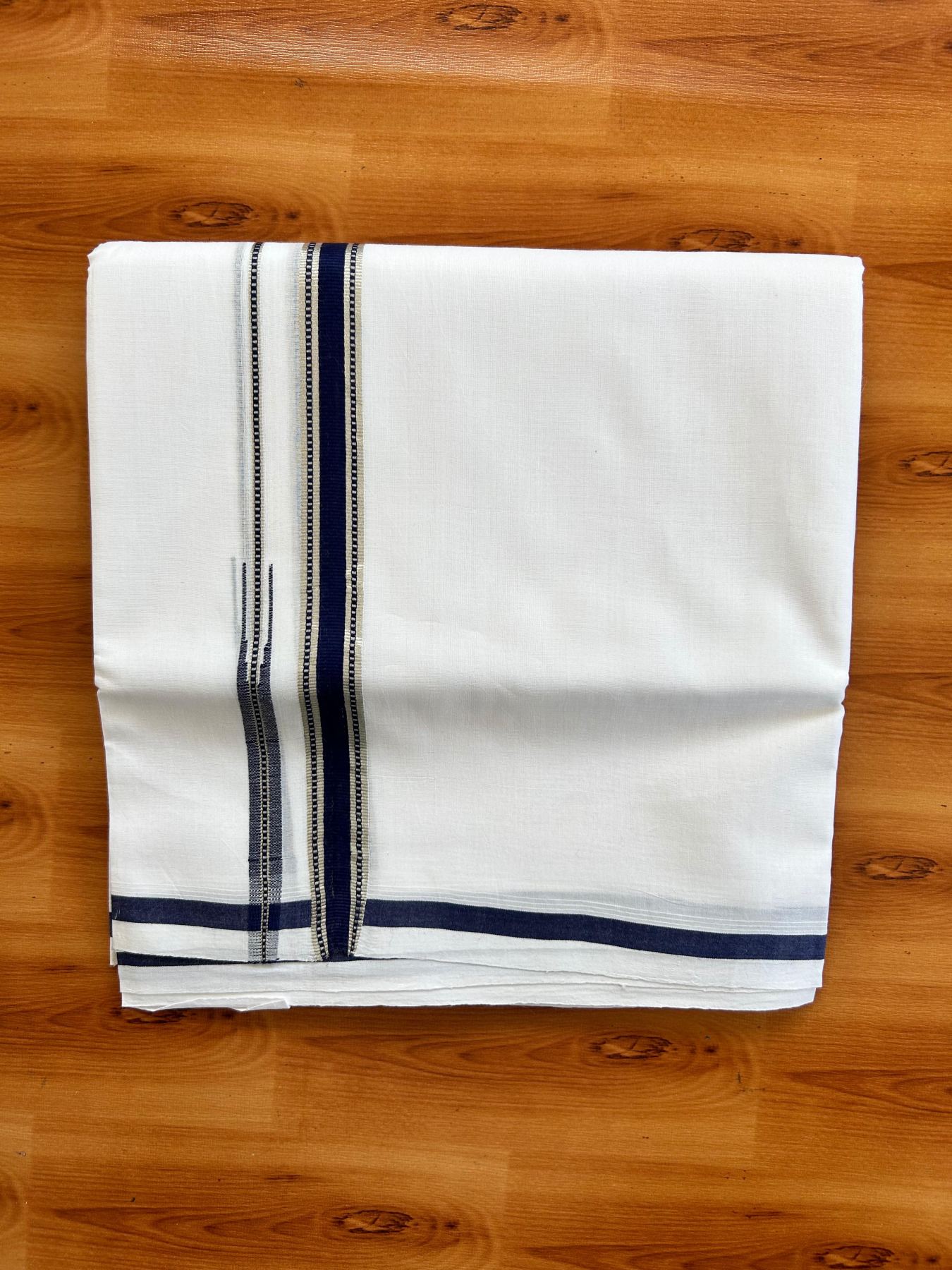 Double Pure White 25% Discount ! KaithariKada Handloom Unakkupaav  - Kerala Handloom - 100% Pure Cotton - 100X90 - 2 cm Puliyilakkara Silver Kasav & Navy Blue Chutty Kara 3.90 mtr (8.36 Muzham) - 3 KK5496 YAR