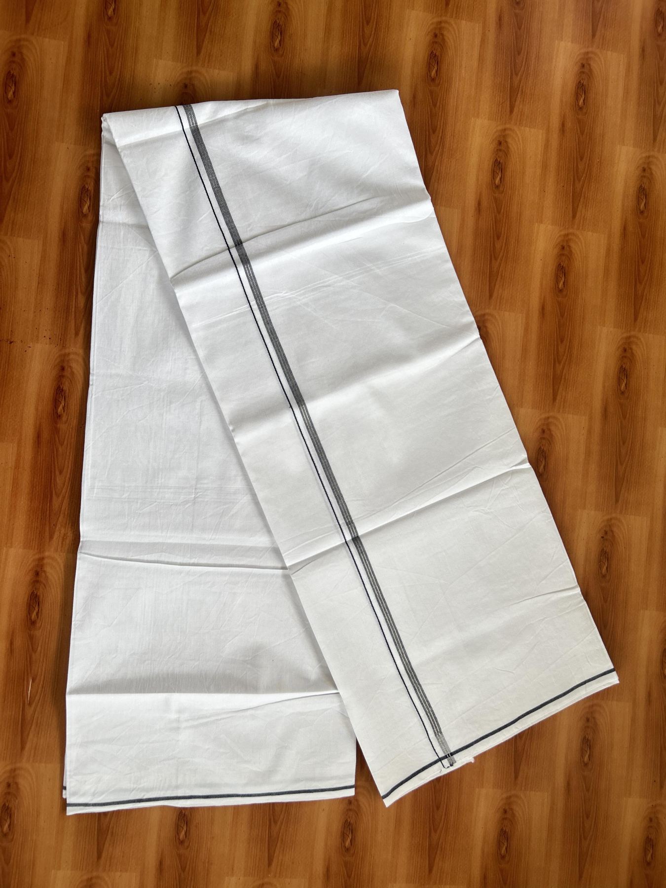 Single Mundu/Dhoti  - Pure White - 29% Discount !! KaithariKada Balaramapuram 100% Cotton - Twisted 60s Thread - 0.5 Cm Silver Kasav & Navy Blue Shaded Striped Kara (2 meter / 4 muzham) - 45 KK5393 GL