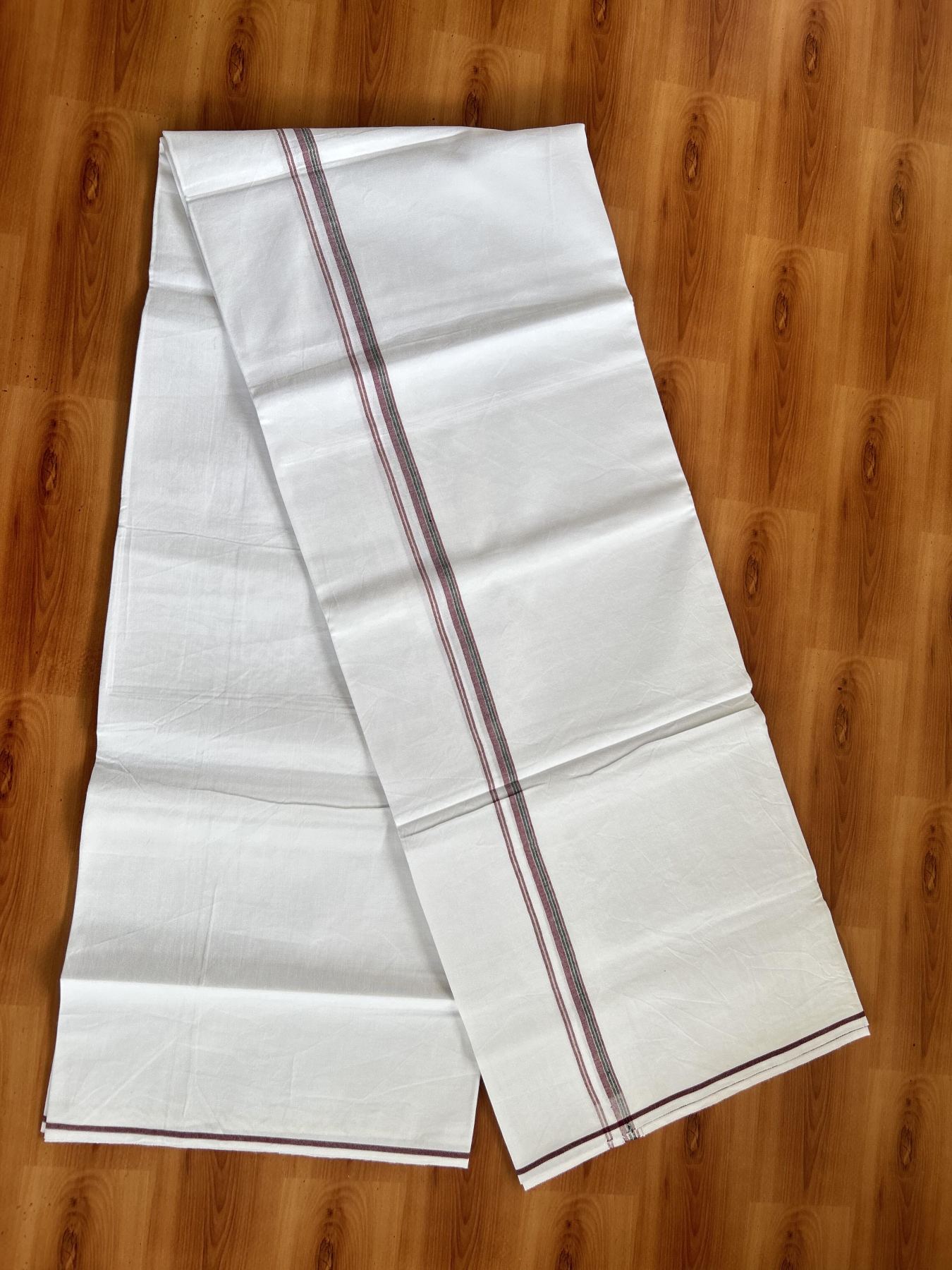 Single Mundu/Dhoti  - Pure White - 29% Discount !! KaithariKada Balaramapuram 100% Cotton - Twisted 60s Thread - 0.5 Cm Silver Kasav & Black & Light Maroon Shaded Striped Kara (2 meter / 4 muzham) - 64 KK5393 GL