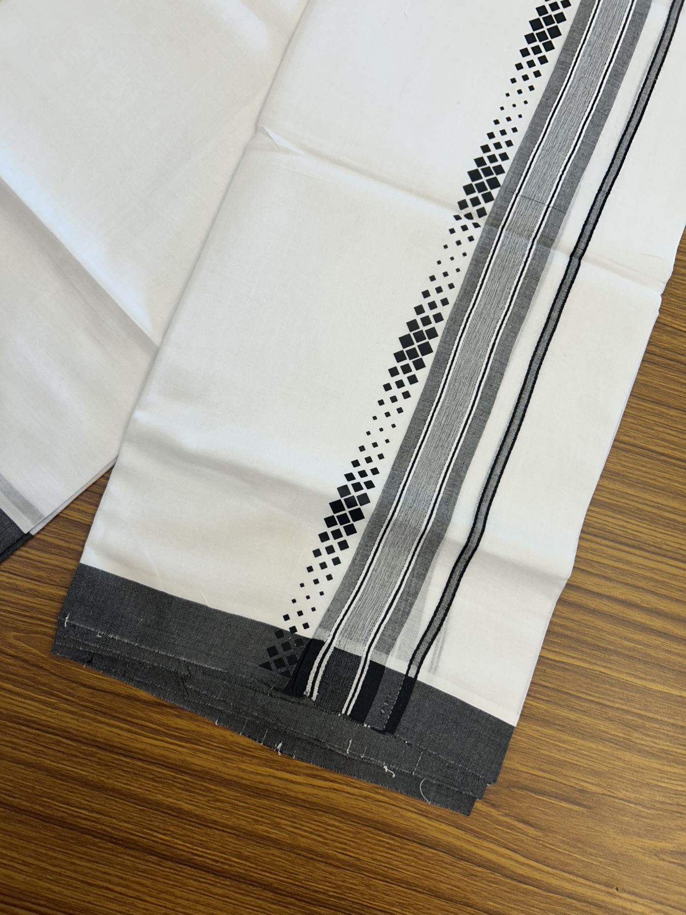 20% Discount ! KaithariKada Balaramapuram Cotton Double Pure white Mundu/Dhoti- 80s - 2.5 inch Black Printed Shade Stripes Design Kara - 3.65 mtr (8 muzham) - 15 KK5329 GAN