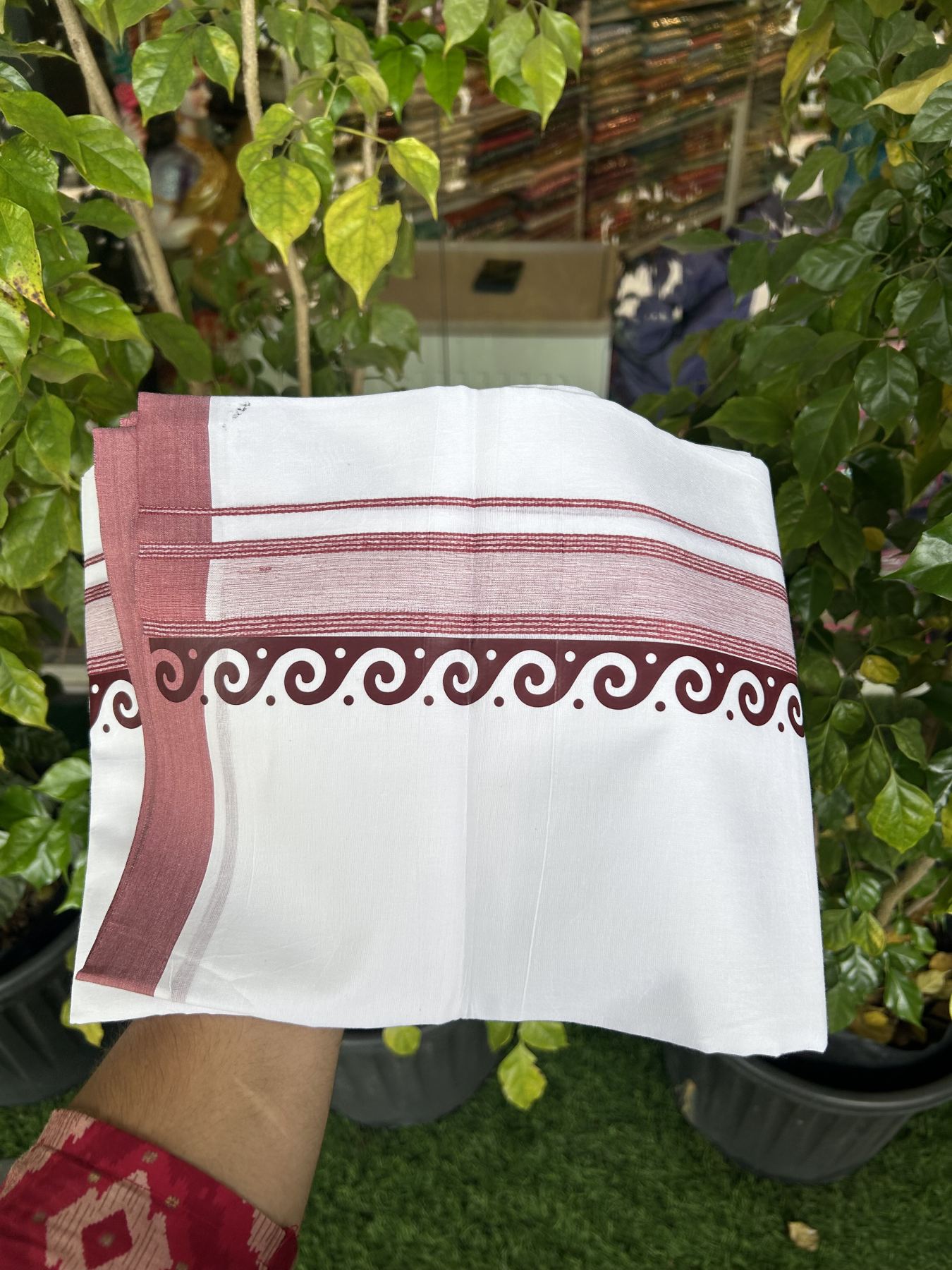 20% Discount ! KaithariKada Balaramapuram Cotton Double Pure white Mundu/Dhoti- 80s - 2.5 inch Maroon Printed Shade Stripes Design Kara - 3.65 mtr (8 muzham) - 38 KK5329 GAN