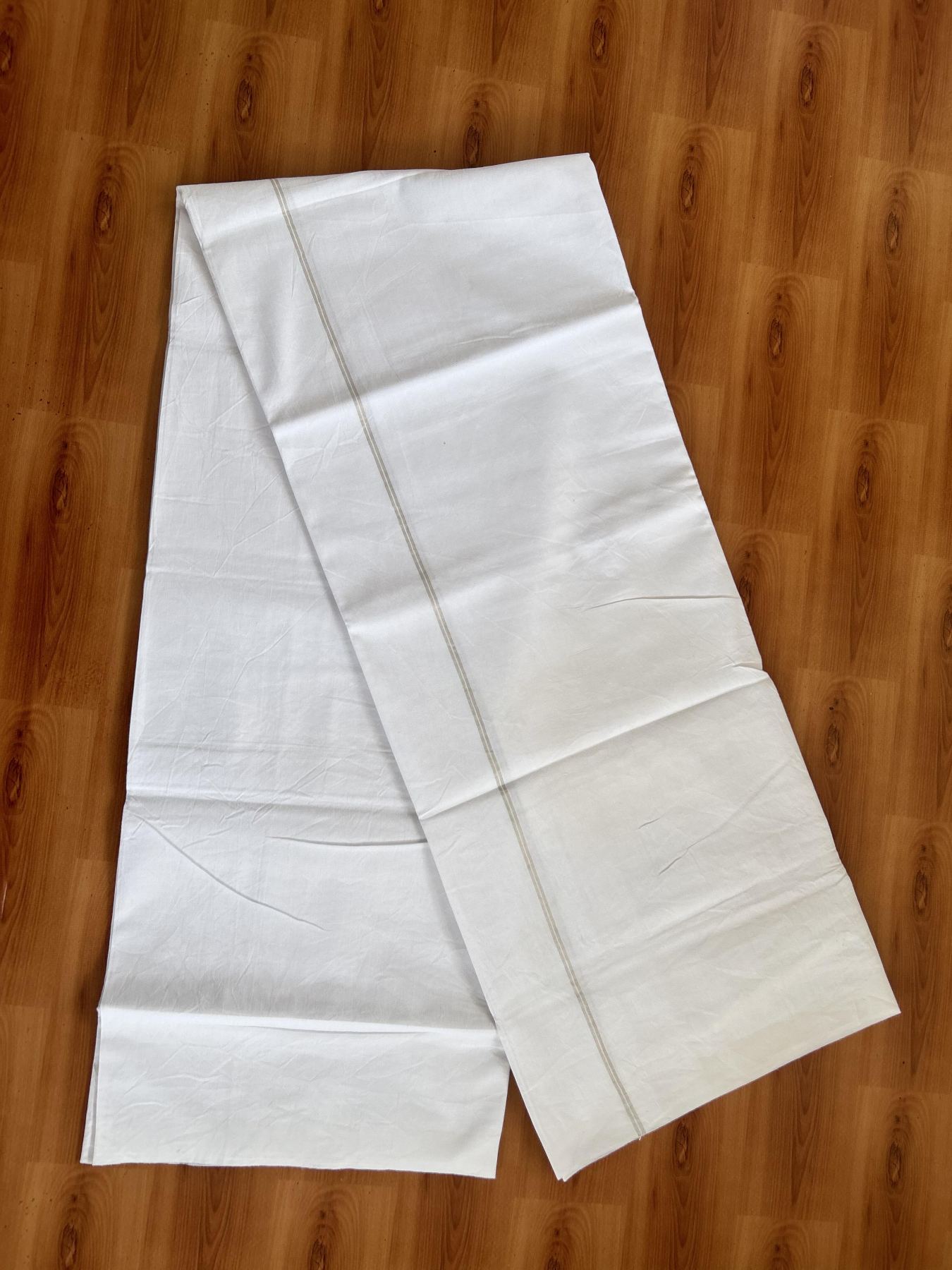 Single Mundu/Dhoti  - Pure white - 29% Discount !! KaithariKada Balaramapuram 100% Cotton - Twisted 60s Thread- 0.25 Inch Silver shaded Striped Kara (2 meter / 4 muzham) - 56 KK5393 GL