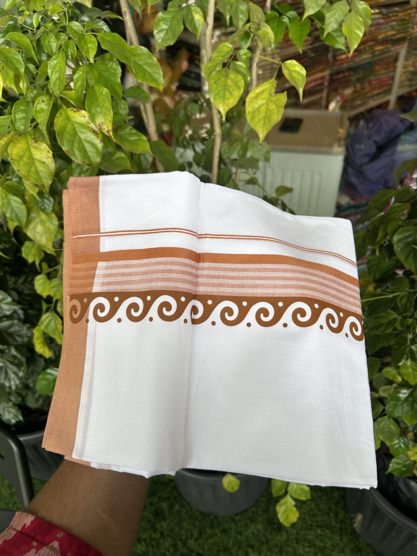 20% Discount ! KaithariKada Balaramapuram Cotton Double Pure white Mundu/Dhoti- 80s - 2.5 inch Brown Printed Shade Stripes Design Kara - 3.65 mtr (8 muzham) - 40 KK5329 GAN