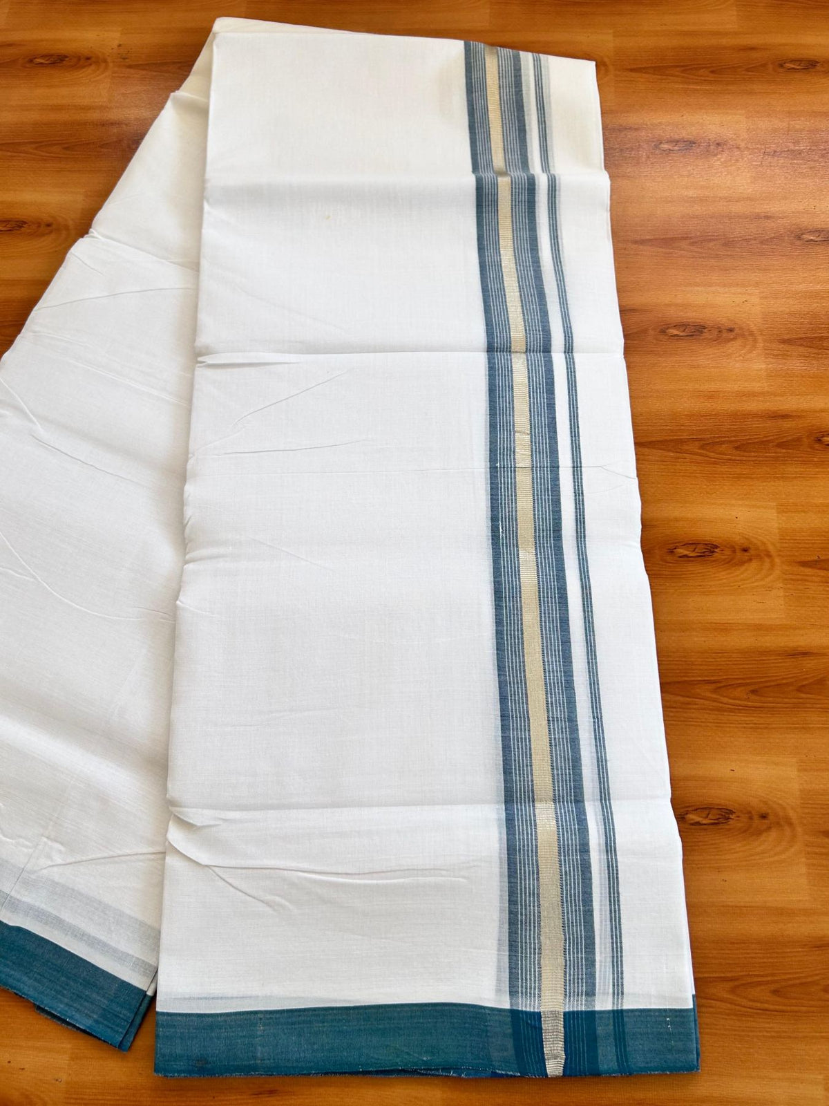 Double Pure White 25% Discount ! KaithariKada Handloom Millpaav - Kerala Handloom - 100% Pure Cotton - 80x90 - 1.5 Inch Silver Kasav & Peacock Blue Striped Kara 3.90 mtr (8.36 Muzham) - 9 KK5496 YAR