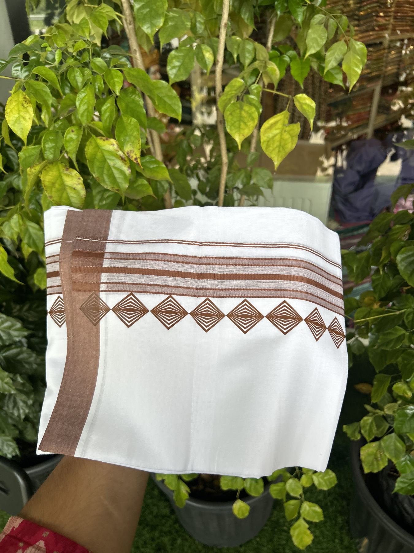 20% Discount ! KaithariKada Balaramapuram Cotton Double Pure white Mundu/Dhoti- 80s - 2.5 inch Walnut Brown Printed Shade Stripes Design Kara - 3.65 mtr (8 muzham) - 5 KK5329 GAN