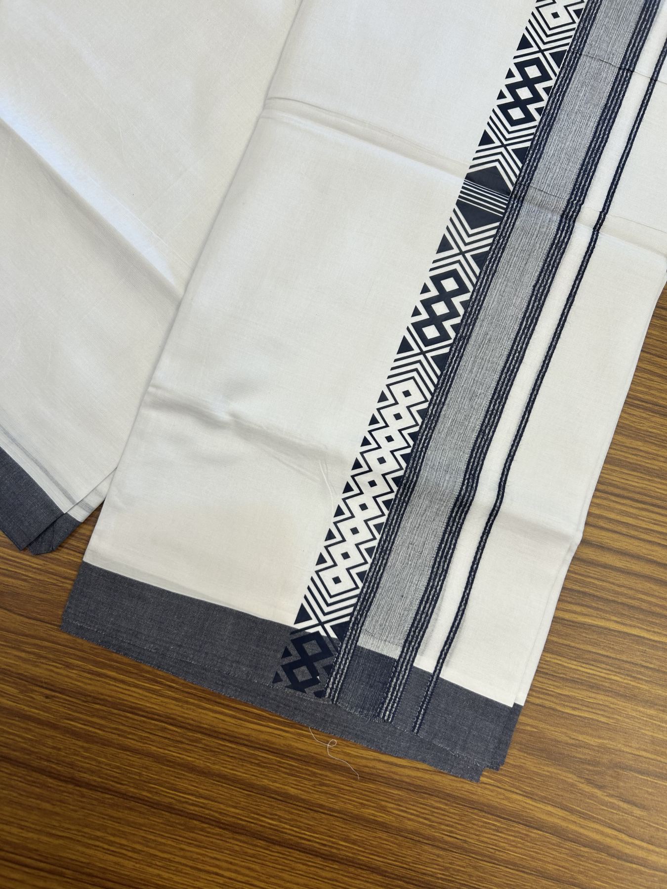 20% Discount ! KaithariKada Balaramapuram Cotton Double Pure white Mundu/Dhoti- 80s - 2.5 inch Navy Blue Printed Shade Stripes Design Kara - 3.65 mtr (8 muzham) - 58 KK5329 GAN
