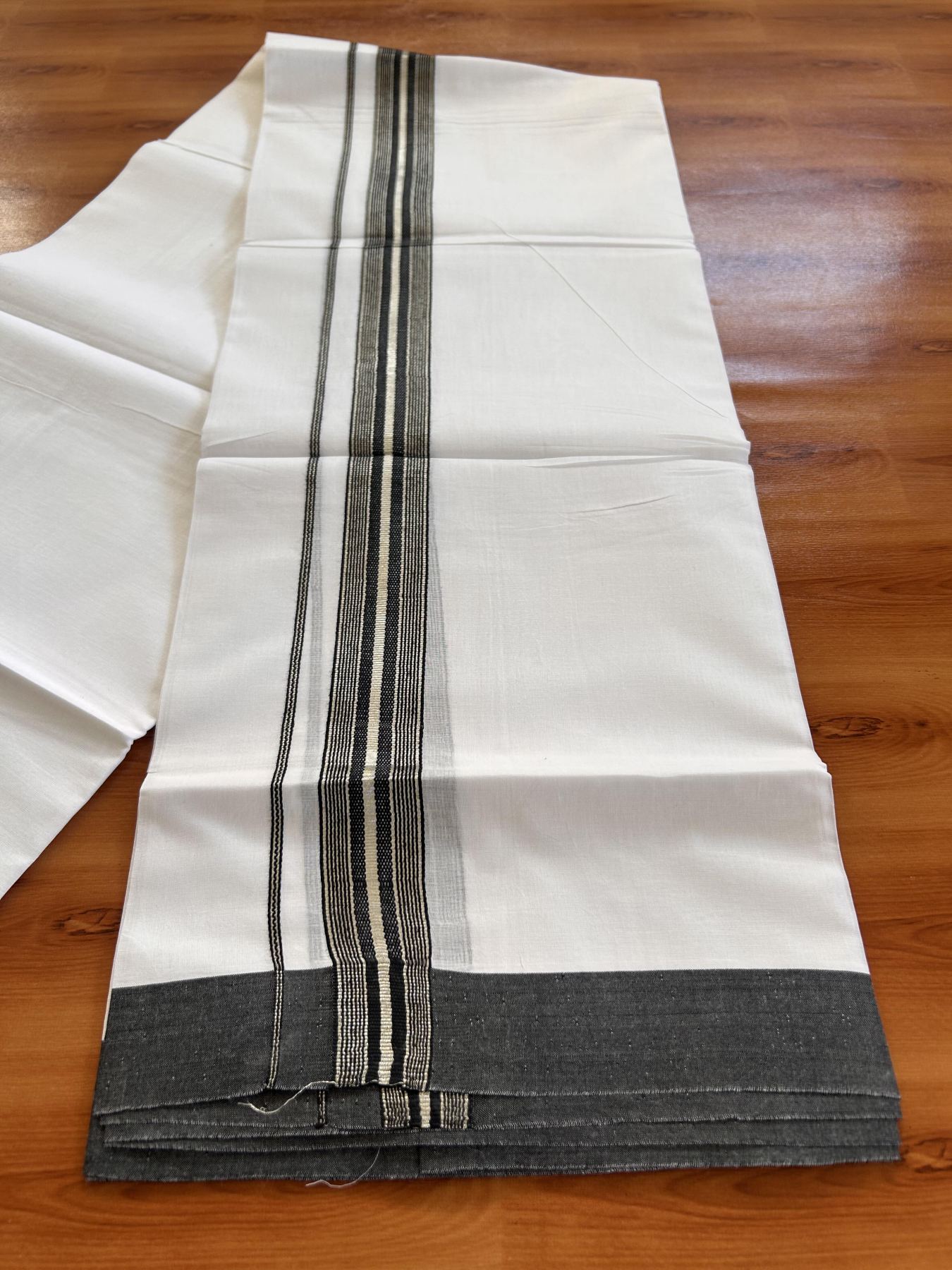 20% Discount ! Kaitharikada Balaramapuram 100% Cotton Pure White Double Mundu/Dothi - 100x80 - 1.5 inch Silver Kasav & Black Striped Kara 3.90 m (8 muzham) - 26 KK5432 PMC