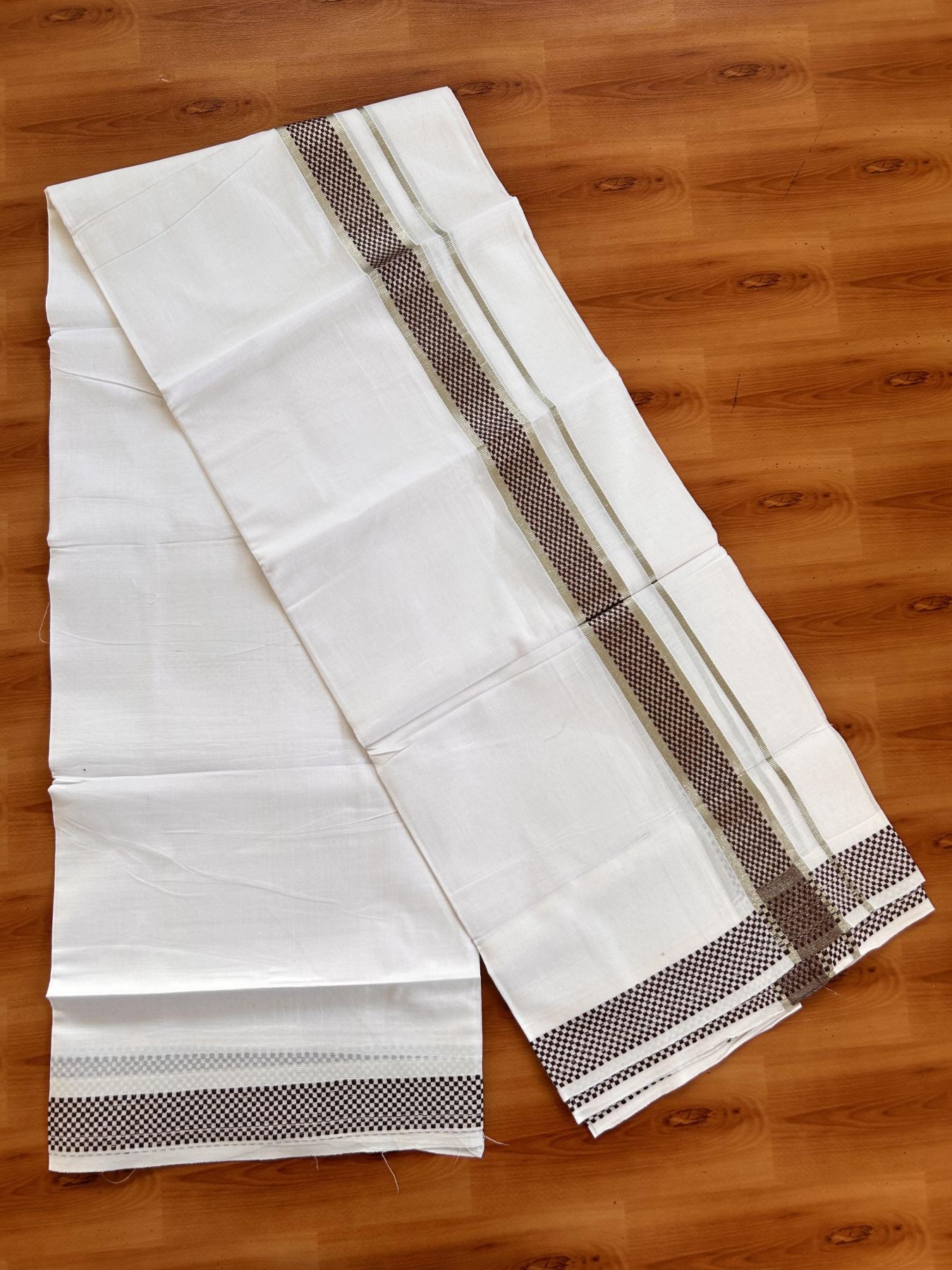 20% Discount ! KaithariKada Balaramapuram 100% Cotton Double Pure White Mundu/Dhoti - 100X80 - 1.5 inch Silver Kasav & Dark Brown Check Jacquard Design kara 3.90 mtr (8 Muzham) - 8 KK5432 PMC