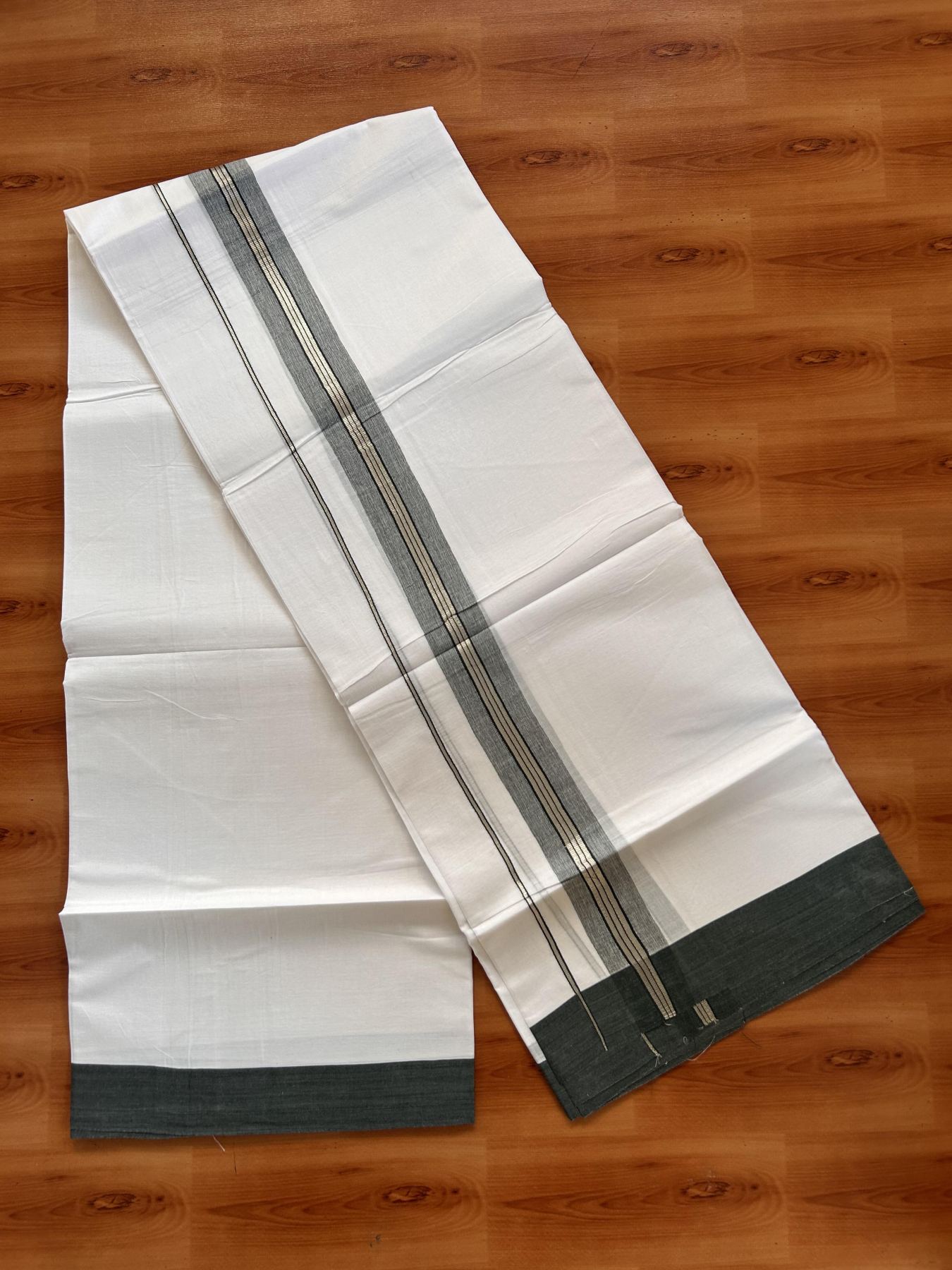 Pure White Double Mundu/Dhoti -20% Discount ! Kaitharikada Balaramapuram 100% Cotton - 100x80 - 1.5 inch Silver Kasav & Seaweed Green Shaded Striped Kara 3.90 m (8 muzham) - 24 KK5432 PMC
