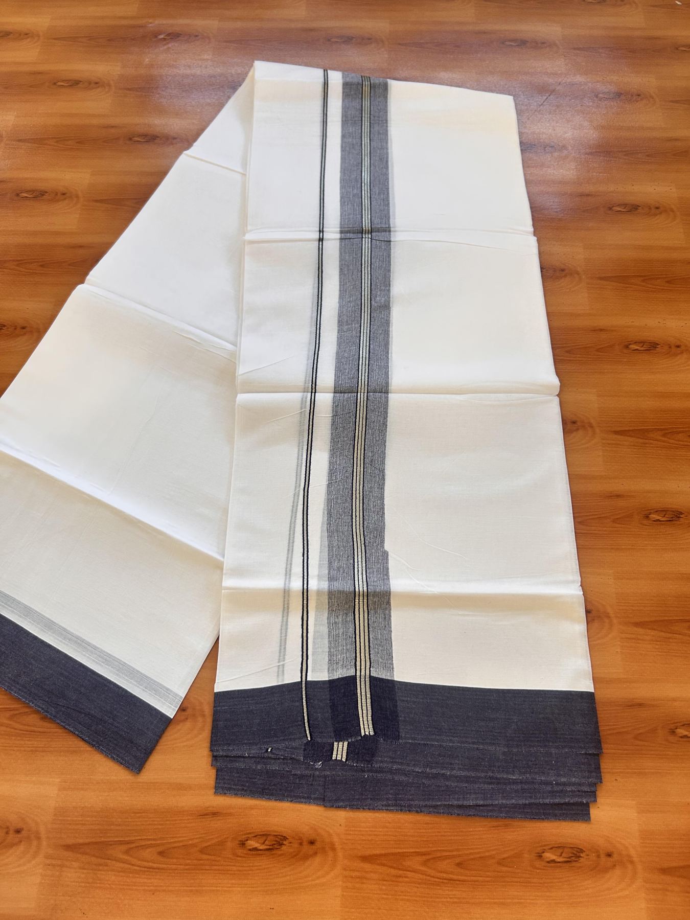 Pure White Double Mundu/Dhoti - 20% Discount ! Kaitharikada Balaramapuram 100% Cotton - 100x80 - 1.5 inch Silver Kasav & Navy Blue Shaded Striped Kara 3.90 m (8 muzham) - 22 KK5432 PMC