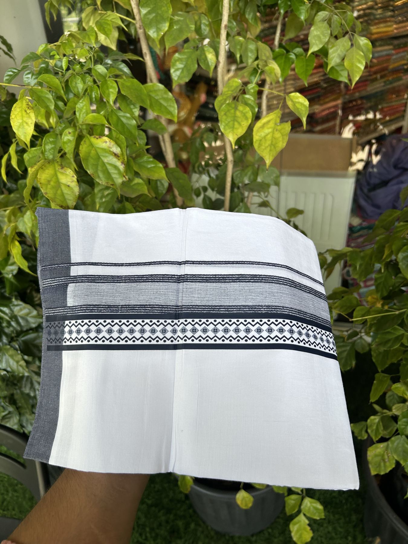 20% Discount ! KaithariKada Balaramapuram Cotton Double Pure white Mundu/Dhoti- 60s - 2.5 inch Navy Blue Printed Shade Stripes Design Kara - 3.65 mtr (8 muzham) - 34 KK5329 GAN