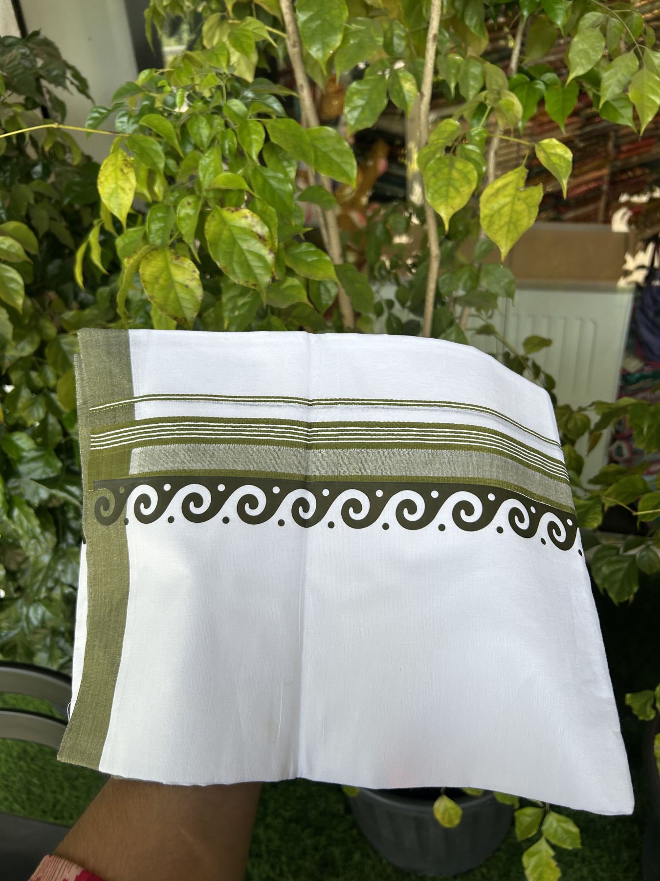 20% Discount ! KaithariKada Balaramapuram Cotton Double Pure white Mundu/Dhoti- 80s - 2.5 inch Olive Green Printed Shade Stripes Design Kara - 3.65 mtr (8 muzham) - 47 KK5329 GAN