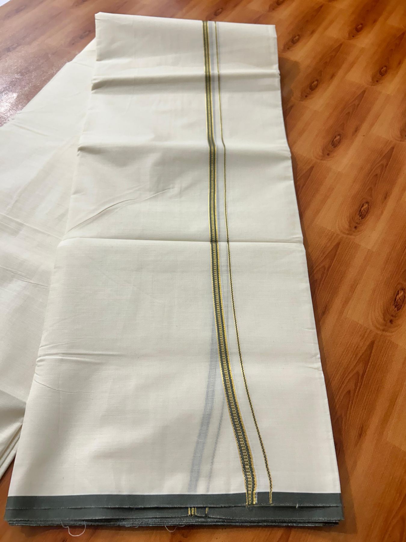 Double Off white (Unbleached) Mundu/Dhoti - 20% Discount! KaithariKada Pure Cotton  (80s) - 1 cm Gold Kasav Olive Green Kara 4 mtr (8.5 muzham) - 3 KK5479 GAN