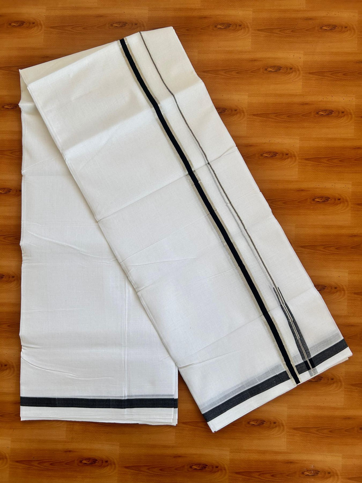 Double Pure White 25% Discount ! KaithariKada Handloom Millpaav - Kerala Handloom - 100% Pure Cotton - 80x90 - 0.5 Inch Puliyilakkara Silver Kasav & Black Chutty Kara 3.90 mtr (8.36 Muzham) - 28 KK5496 YAR
