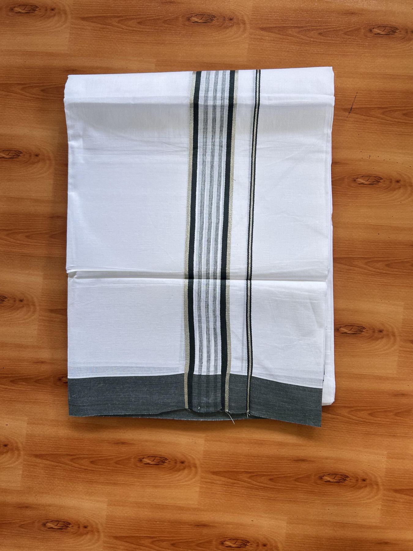 Pure White Double Mundu/Dhoti - 20% Discount ! Kaitharikada Balaramapuram 100% Cotton - 100x80 - 1.75 inch Silver Kasav & Rifle Green Shaded Striped Kara 3.90 m (8 muzham) - 36 KK5432 PMC