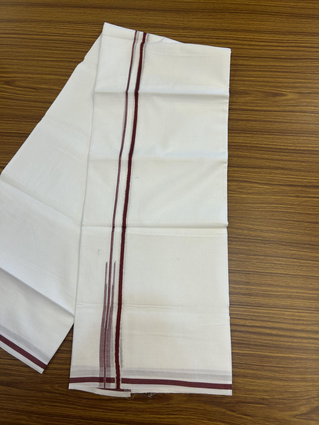 20% Discount!! Kaitharikada Balaramapuram 100% Pure Cotton Pure White Double Mundu/Dothi - 100x80 - 1 cm Maroon & Silver Kasav Puliyilakkara Chutty 3.90 m (8 muzham) - 4 KK5356 VAS