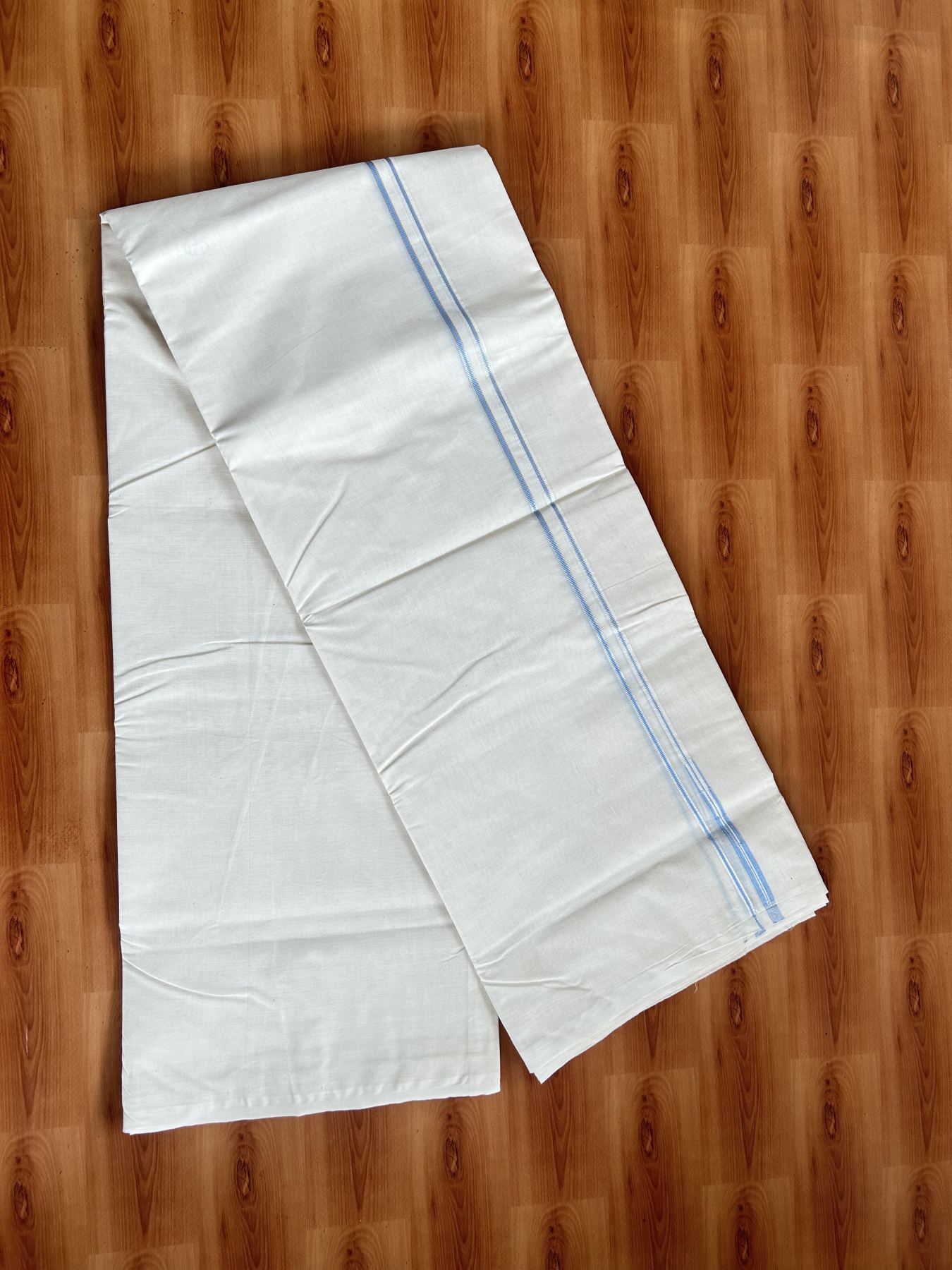 20% Discount! KaithariKada Balaramapuram 100% Cotton Double Off white Mundu/Dhoti- 100x100 - 0.2 cm Puliyilakkara Silver Kasav & Light Blue Chutty Kara 4 mtr (8.5 muzham) - 8 KK5392 ASH