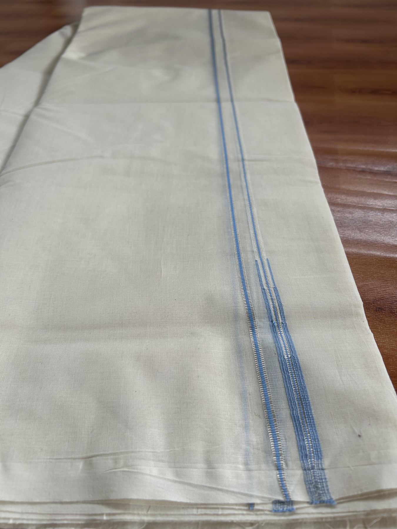 20% Discount! KaithariKada Balaramapuram 100% Cotton Double Off white Mundu/Dhoti- 100x100 - 0.2 cm Puliyilakkara Silver Kasav & Light Blue Chutty Kara 4 mtr (8.5 muzham) - 8 KK5392 ASH