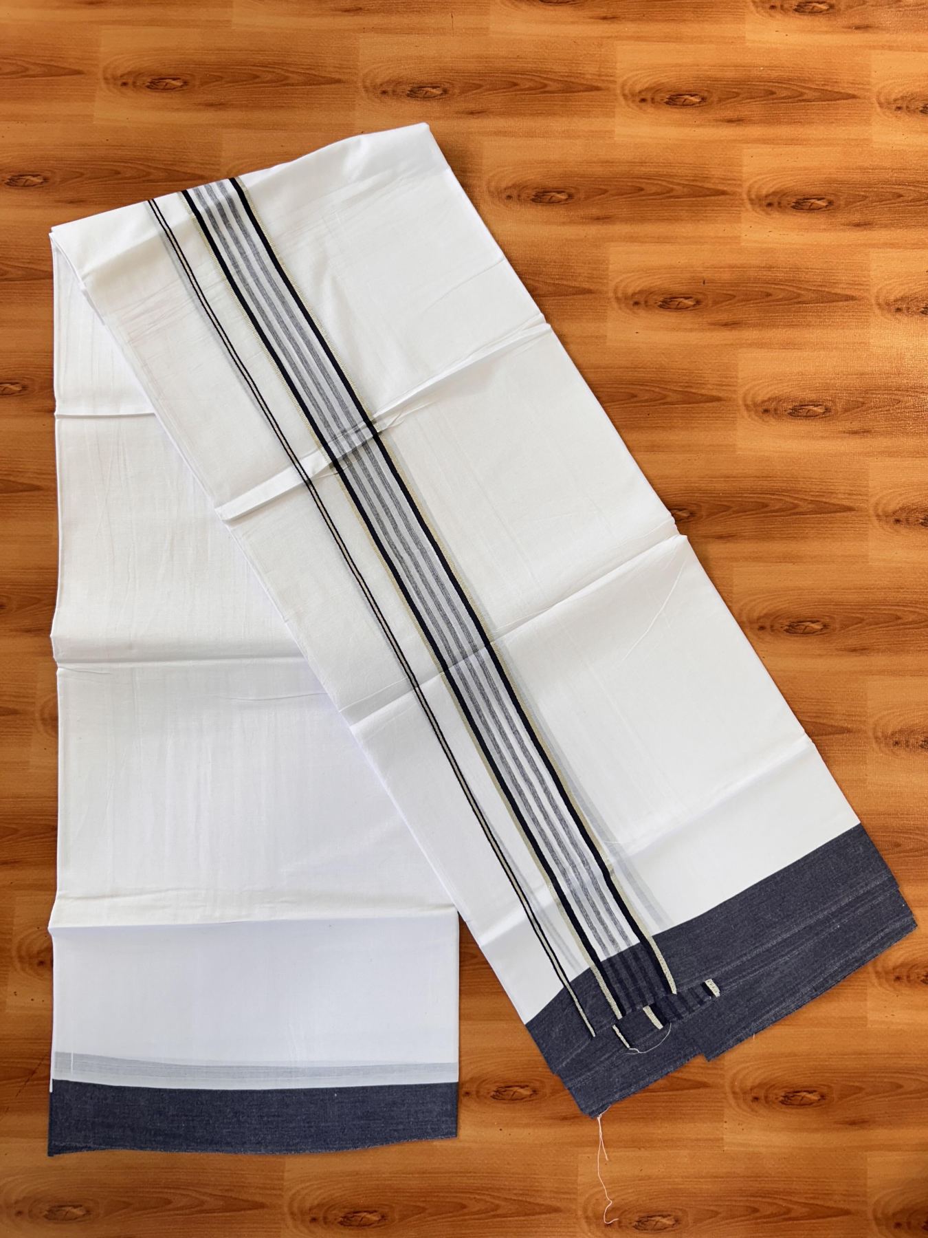 Pure White Double Mundu/Dhoti - 20% Discount ! Kaitharikada Balaramapuram 100% Cotton - 100x80 - 1.75 inch Silver Kasav & Navy Blue Shaded Striped Kara 3.90 m (8 muzham) - 45 KK5432 PMC