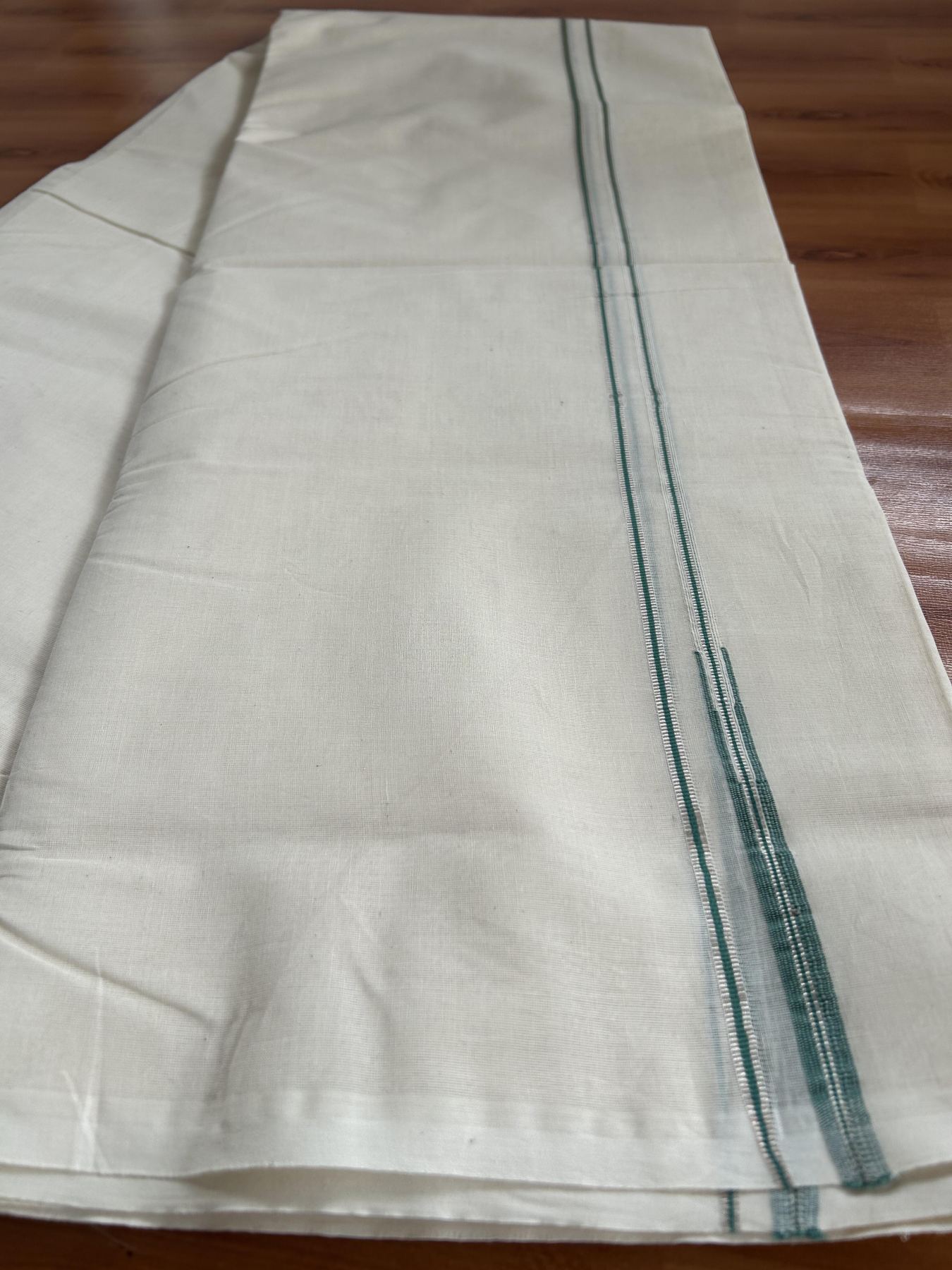 20% Discount! KaithariKada Balaramapuram 100% Cotton Double Off white Mundu/Dhoti- 100x100 - 0.2 cm Puliyilakkara Silver Kasav & Emarald Green Chutty Kara 4 mtr (8.5 muzham) - 4 KK5392 ASH