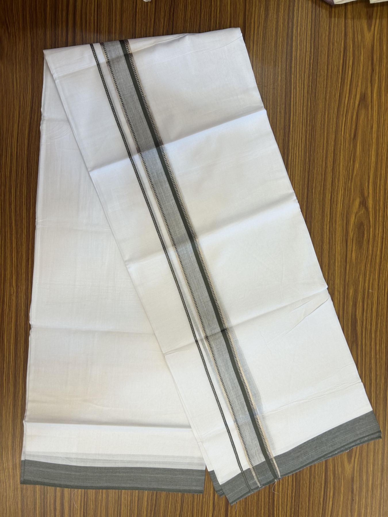 20% Discount!! Kaitharikada Balaramapuram 100% Pure Cotton Pure White Double Mundu/Dothi - 100x80 - 1.5 inch Silver Kasav & Olive Green Striped Kara - 3.90 m (8 muzham) - 75 KK5356 VAS