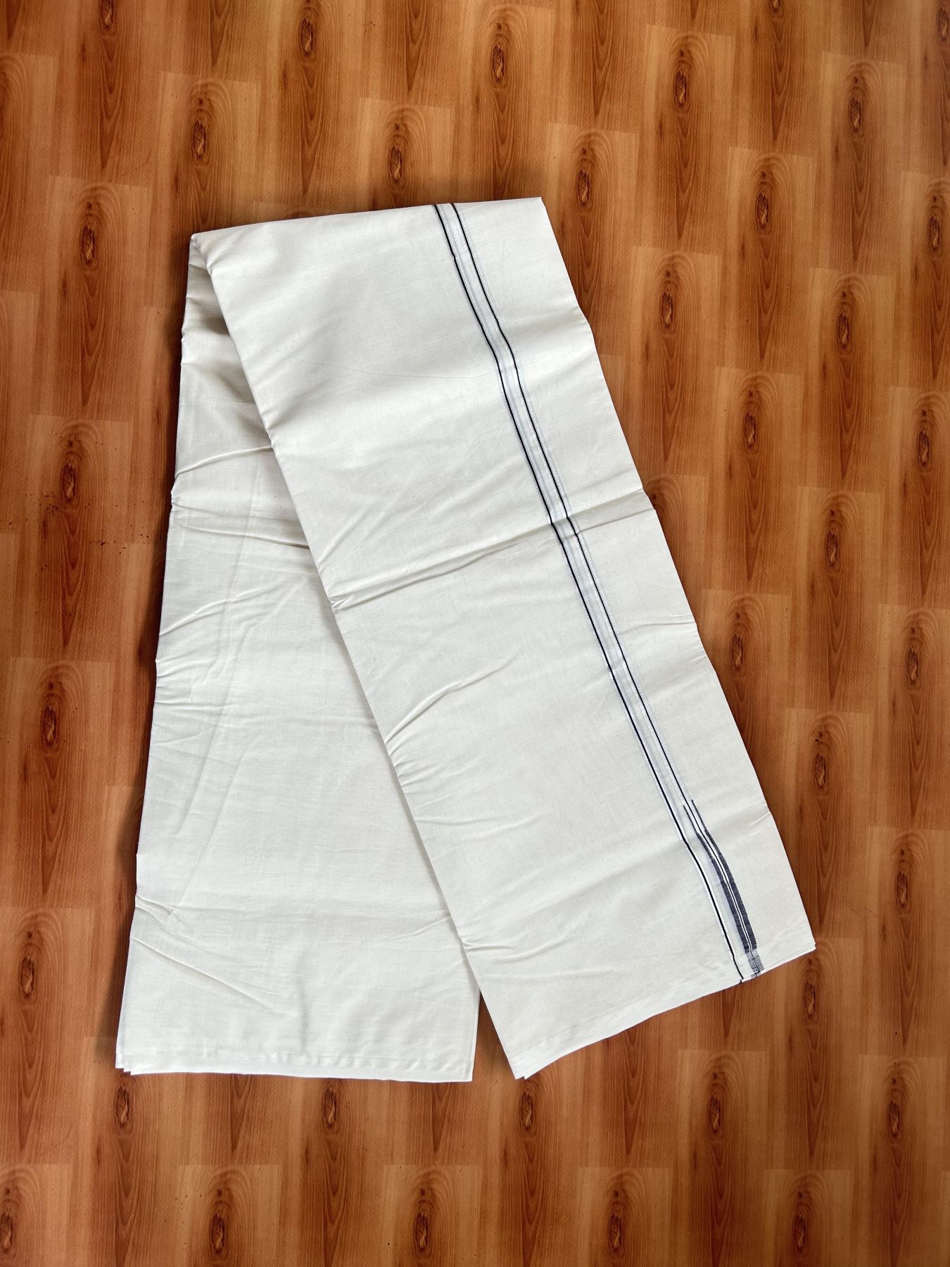 20% Discount! KaithariKada Balaramapuram 100% Cotton Double Off white Mundu/Dhoti- 100x100 - 0.2 cm Puliyilakkara Silver Kasav & Deep Violet Chutty Kara 4 mtr (8.5 muzham) - 7 KK5392 ASH