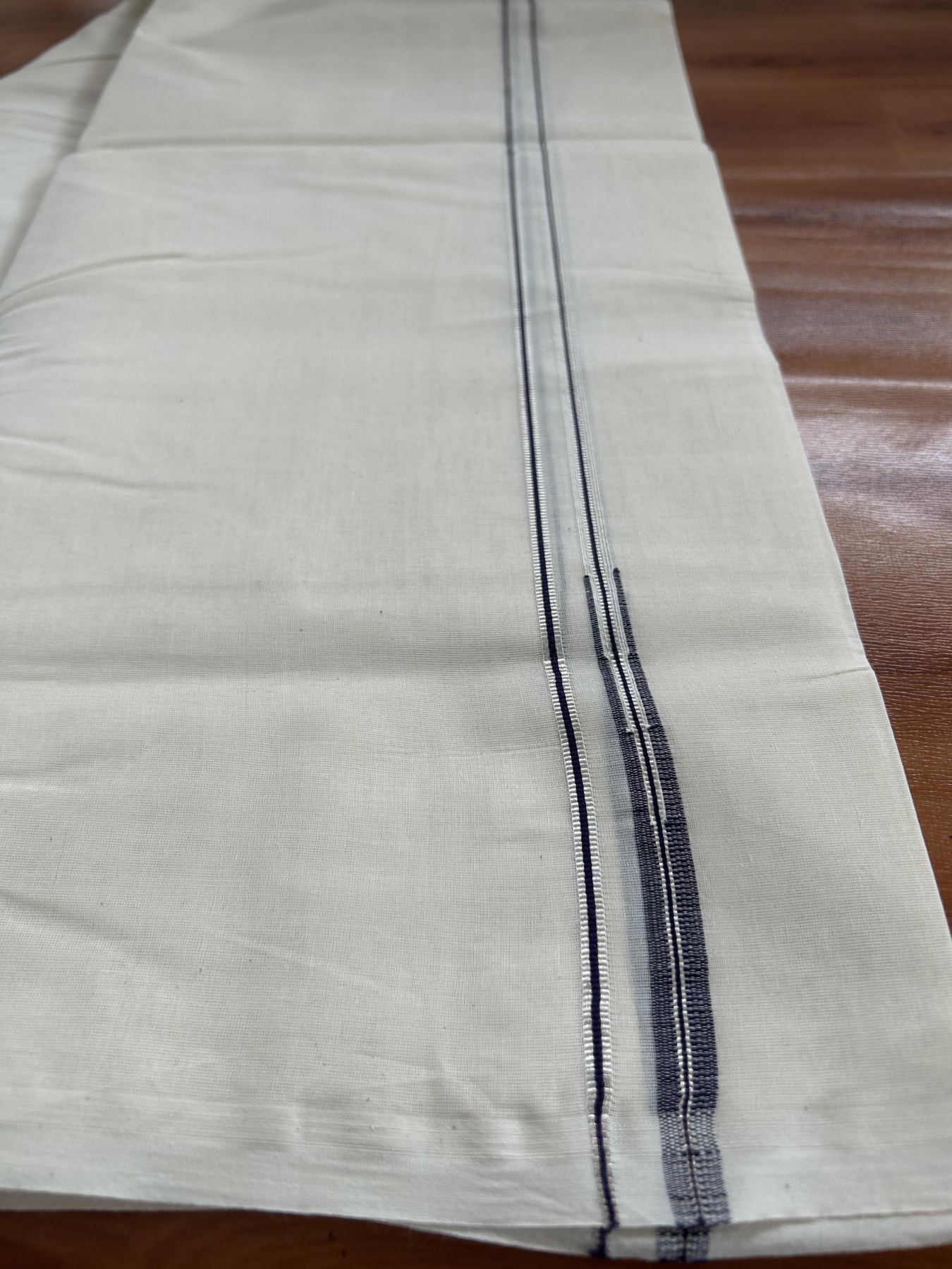 20% Discount! KaithariKada Balaramapuram 100% Cotton Double Off white Mundu/Dhoti- 100x100 - 0.2 cm Puliyilakkara Silver Kasav & Deep Violet Chutty Kara 4 mtr (8.5 muzham) - 7 KK5392 ASH