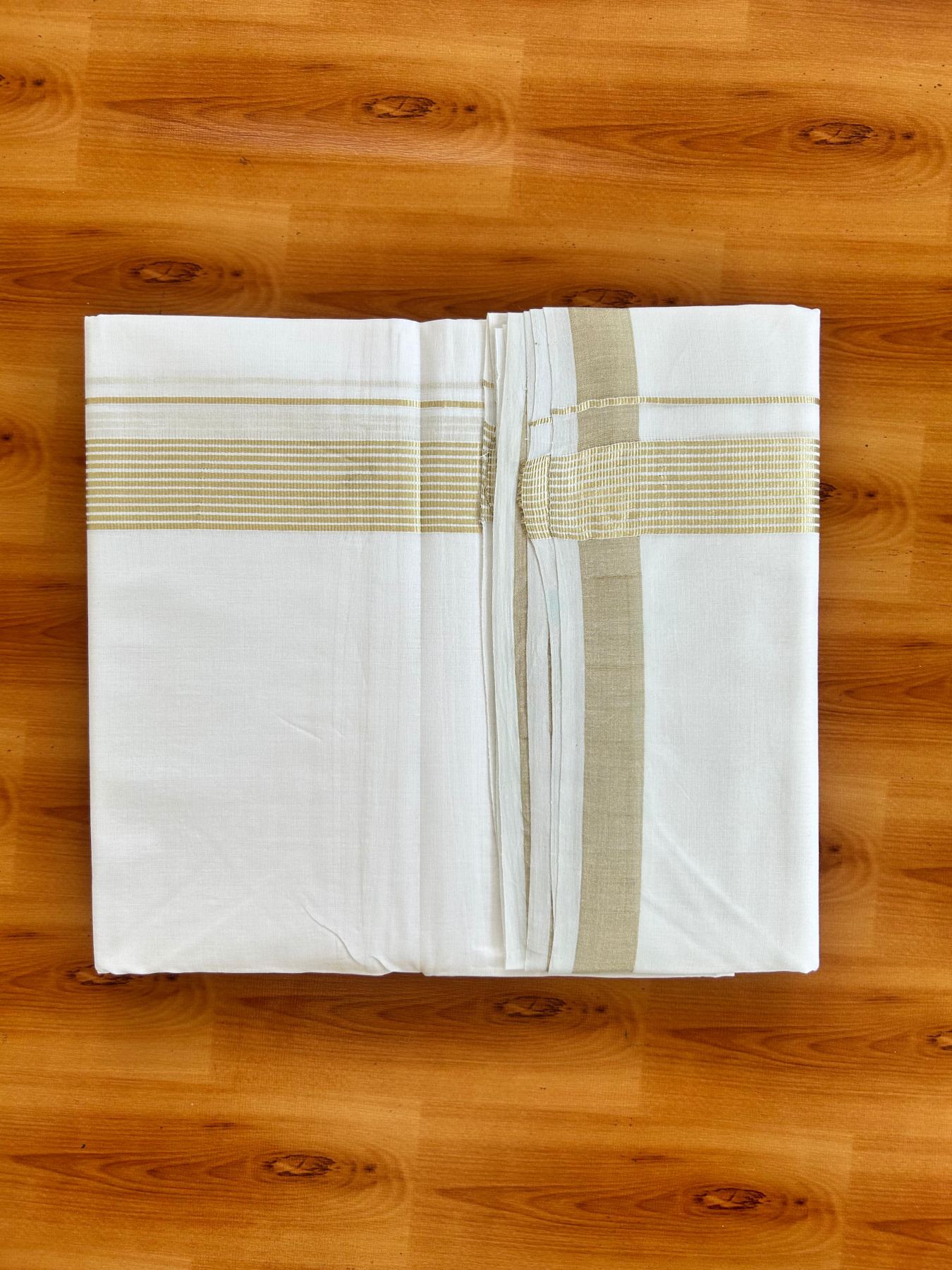 Double Pure White 25% Discount ! KaithariKada Handloom Millpaav - Kerala Handloom - 100% Pure Cotton - 80x90 - 1.5 Inch Light Gold Kasav Striped Kara 3.90 mtr (8.36 Muzham) - 23 KK5496 YAR