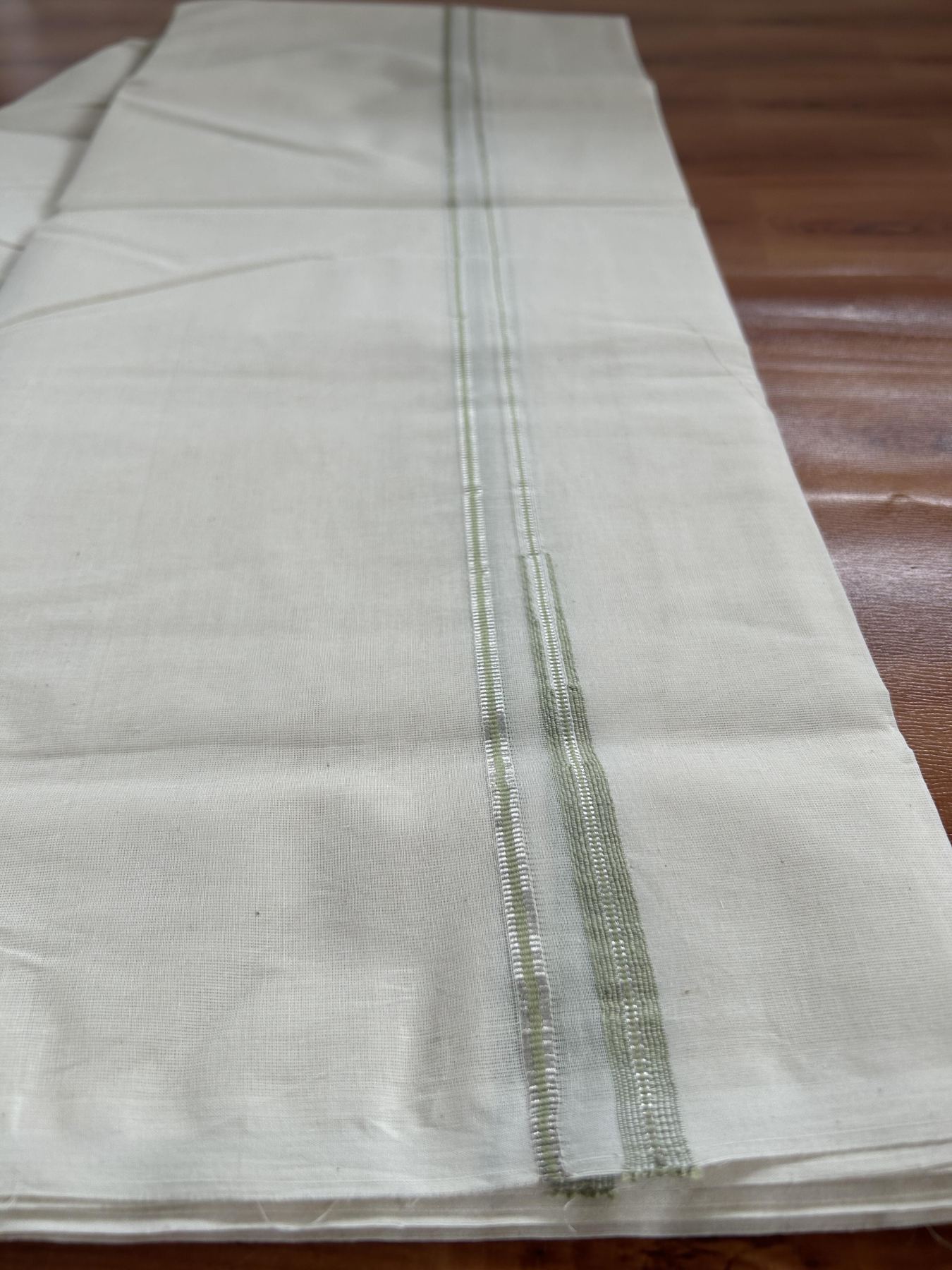 20% Discount! KaithariKada Balaramapuram 100% Cotton Double Off white Mundu/Dhoti- 100x100 - 0.2 cm Puliyilakkara Silver Kasav & Light Pista Green Chutty Kara 4 mtr (8.5 muzham) - 9 KK5392 ASH