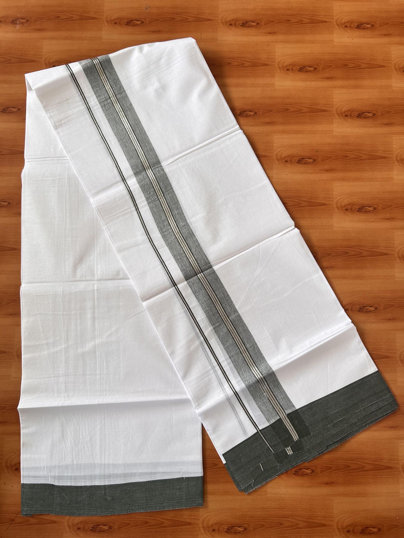 Pure White Double Mundu/Dhoti - 20% Discount ! Kaitharikada Balaramapuram 100% Cotton - 100x80 - 1.5 inch Silver Kasav & Army Green Shaded Striped Kara 3.90 m (8 muzham) - 50 KK5432 PMC