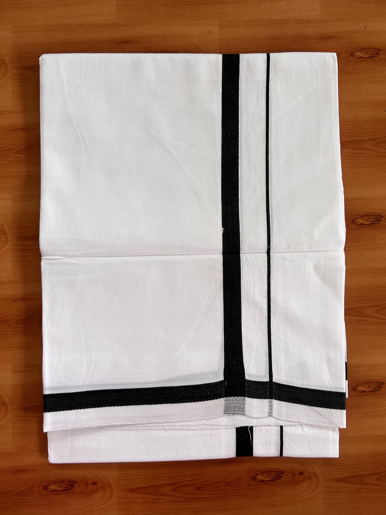Single Pure White Mundu/Dhoti - KaithariKada Balaramapuram Pure Cotton - 70x30 - 0.5 Inch Black Kara 1.90 mtr (4 muzham) - 1 KK5418 PMC