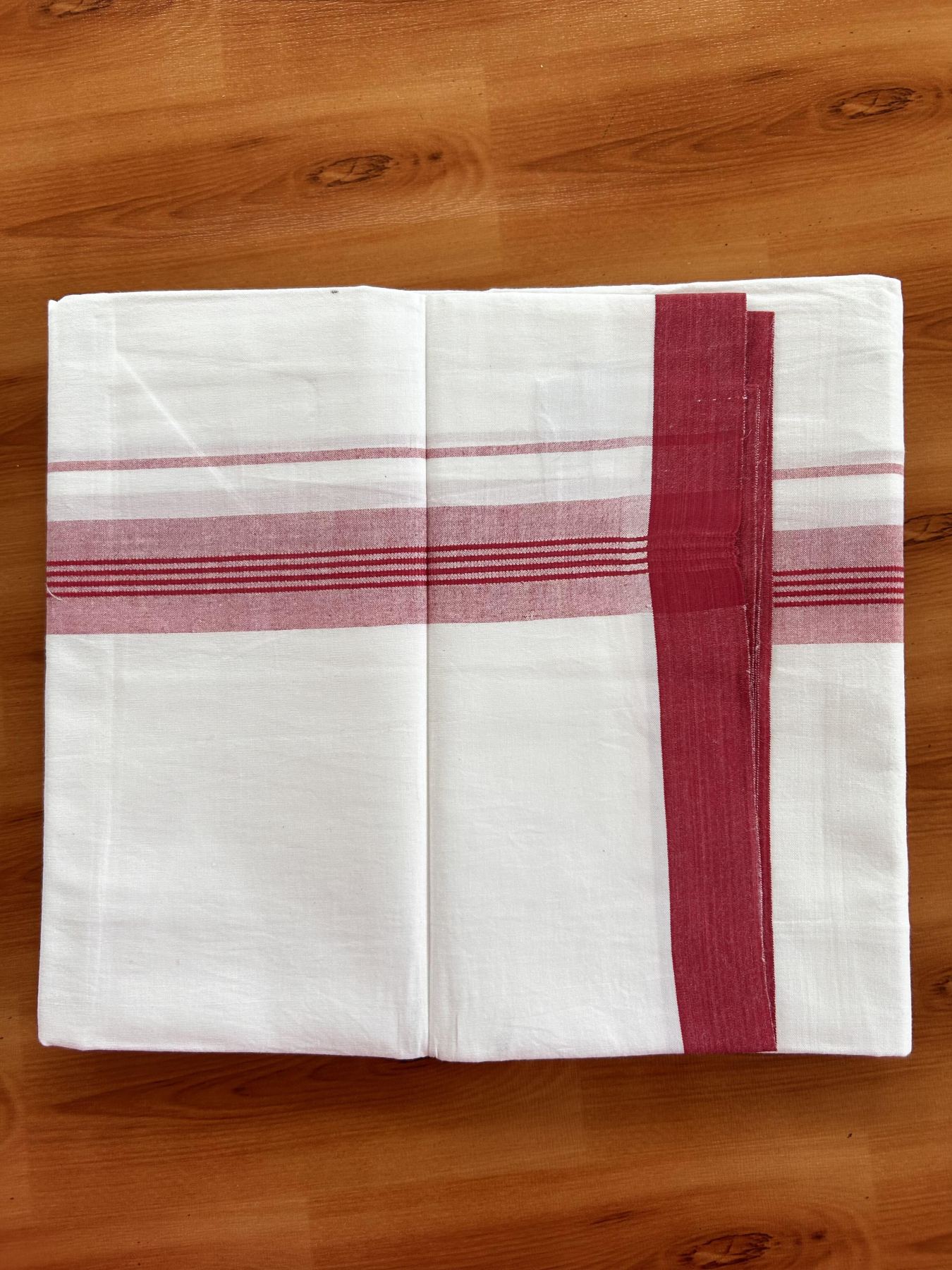 Single Pure White Mundu/Dhoti - KaithariKada Balaramapuram Pure Cotton - 70x30 - 1.25 Inch Magenta Shaded Striped Kara 1.90 mtr (4 muzham) - 24 KK5418 PMC