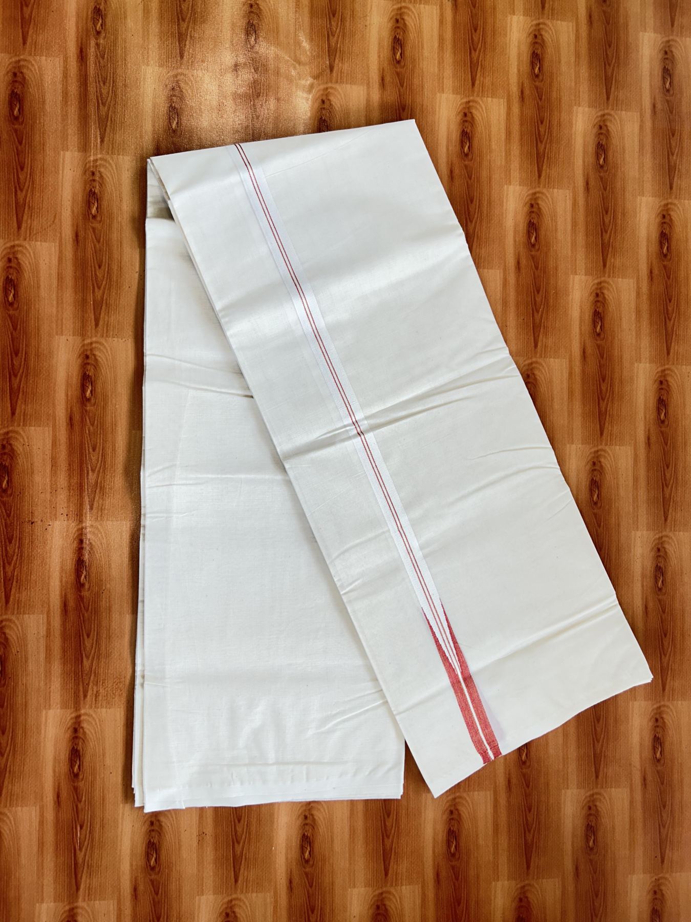 Double Off white Mundu/Dhoti - 20% Discount! KaithariKada Balaramapuram 100% Cotton - 100x100 - 0.75 inch Puliyilakkara Gold Kasav & Red Shaded Chutty Kara - 4 mtr (8.5 muzham) - 21 KK5392 ASH