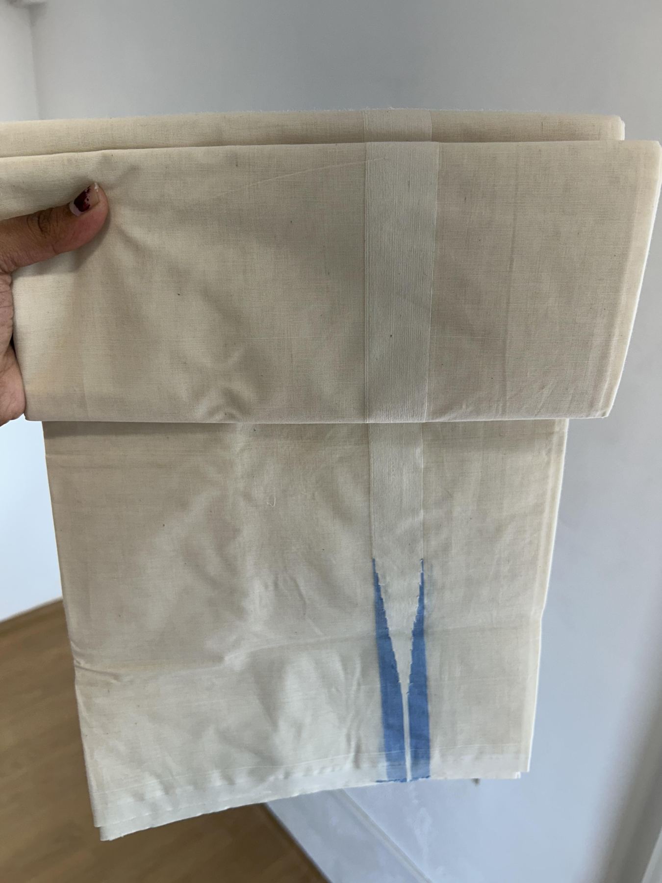 Double Off white Mundu/Dhoti -20% Discount! KaithariKada Balaramapuram 100% Pure Cotton 100x100 - 1 inch Sky Blue Chutty Kara - 20 KK5392 ASH