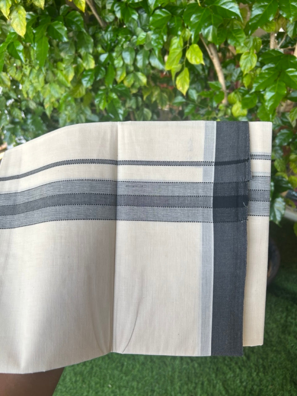 KaithariKada Balaramapuram 100% Cotton Double Off White (unbleached) Mundu/Dhoti- 100x80 - 1.75 inch Black Shaded Design Kara 4 mtr (8.5 muzham) - 86KK5227 PMC