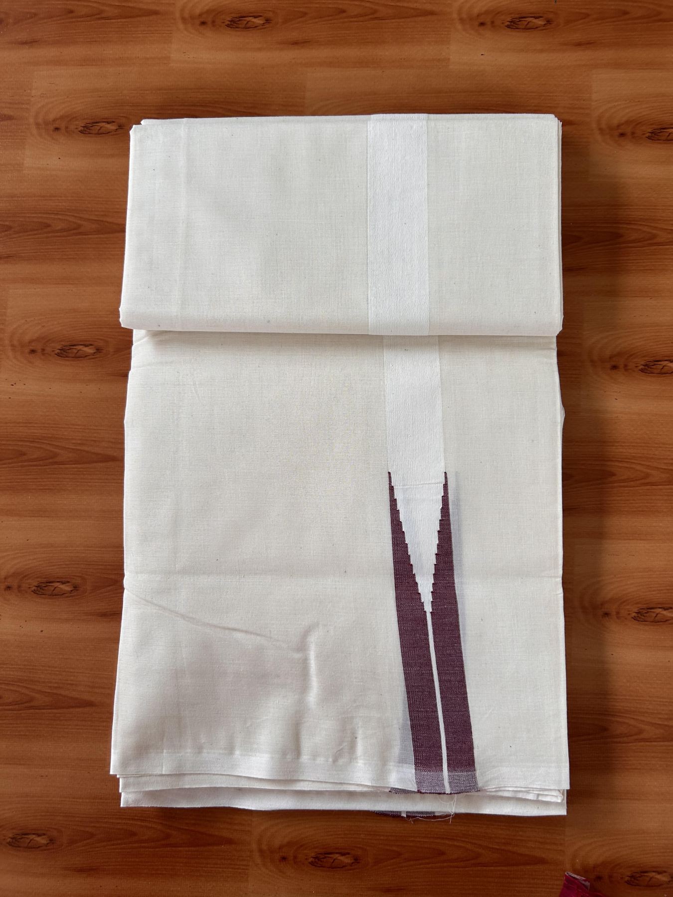 Double Off white Mundu/Dhoti - 20% Discount! KaithariKada Balaramapuram - 100% Cotton  100x100 - 1.25 inch Puliyilakkara Maroon Chutty Kara - 4 mtr (8.5 muzham) - 13 KK5435 ASH