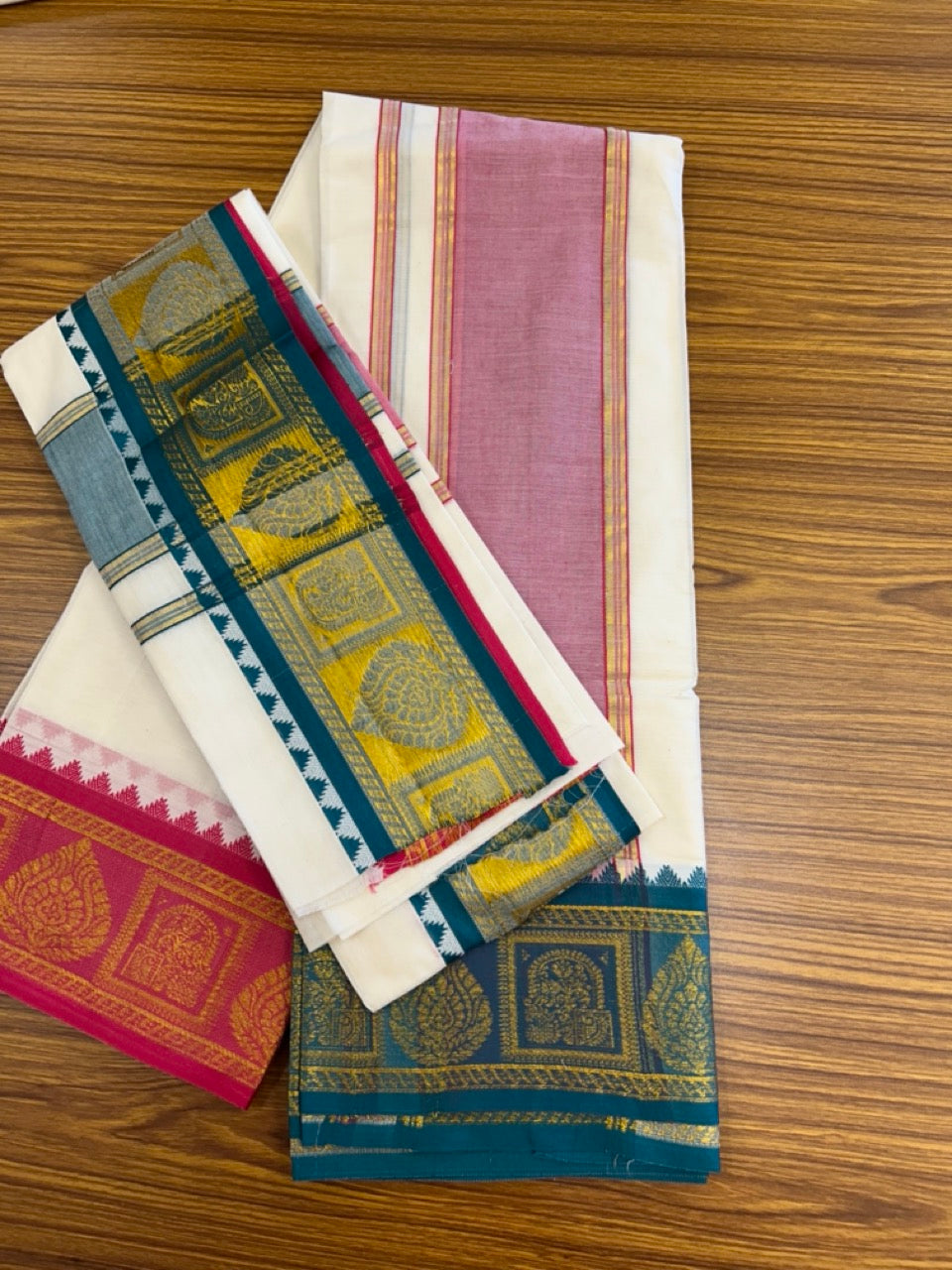 20% Discount! KaithariKada Mixed Cotton Off White - (Unbleached) 80x90 thread - North Indian - Gamcha 8x4 - 4 inch kara with Peacock Green & Rani Pink Gold Kasav Jacquard border - 14 KK5303 PMC