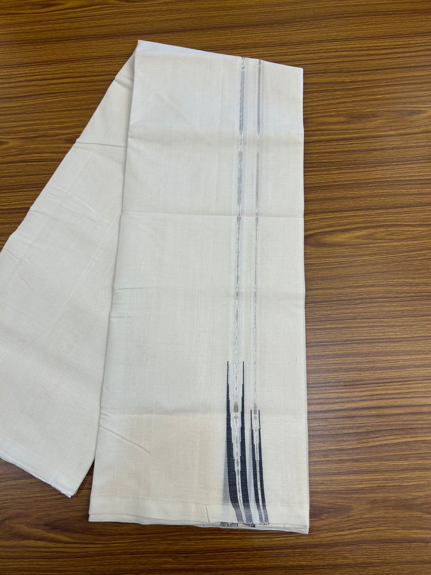 25% Discount! KaithariKada Handloom Millpaav Kerala Handloom - 100% Pure Cotton Off White Double (Unbleached) Mundu/Dothi - 80X90 -1 inch Puliyilakkara Silver Kasav & Navy Blue Double chutty 4 mtr (8.5 Muzham) - 6 KK5376 RAM